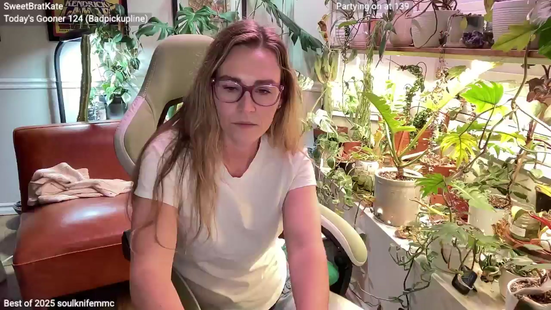 Gallery image thumbnail from SweetbratKate's myfreecams stream on, 01/29/2025, 04:59 image 8 of 20