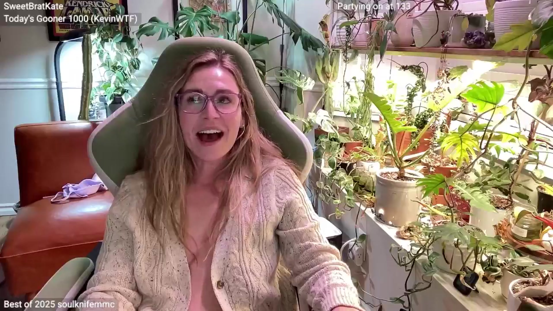 Gallery image thumbnail from SweetbratKate's myfreecams stream on, 01/29/2025, 04:59 image 14 of 20