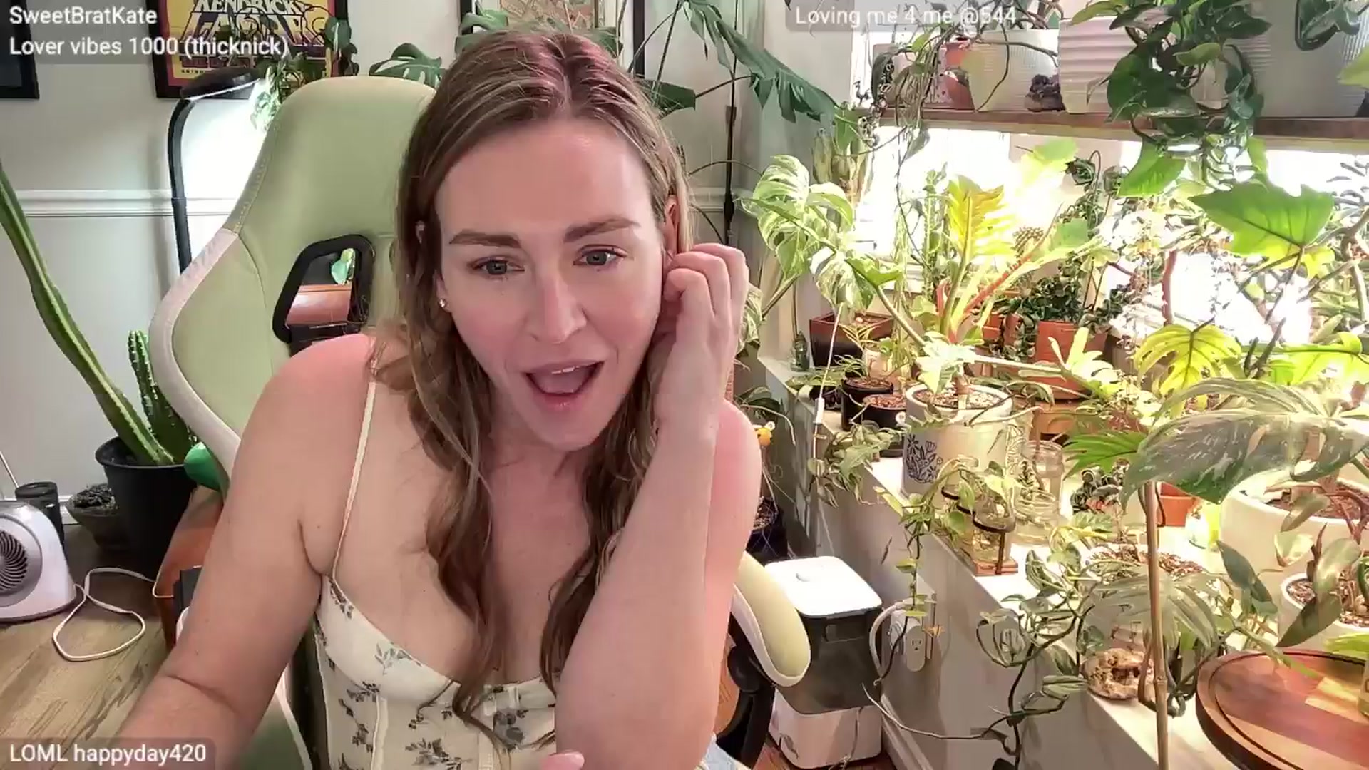 Gallery image thumbnail from SweetbratKate's myfreecams stream on, 02/17/2025, 21:15 image 7 of 20