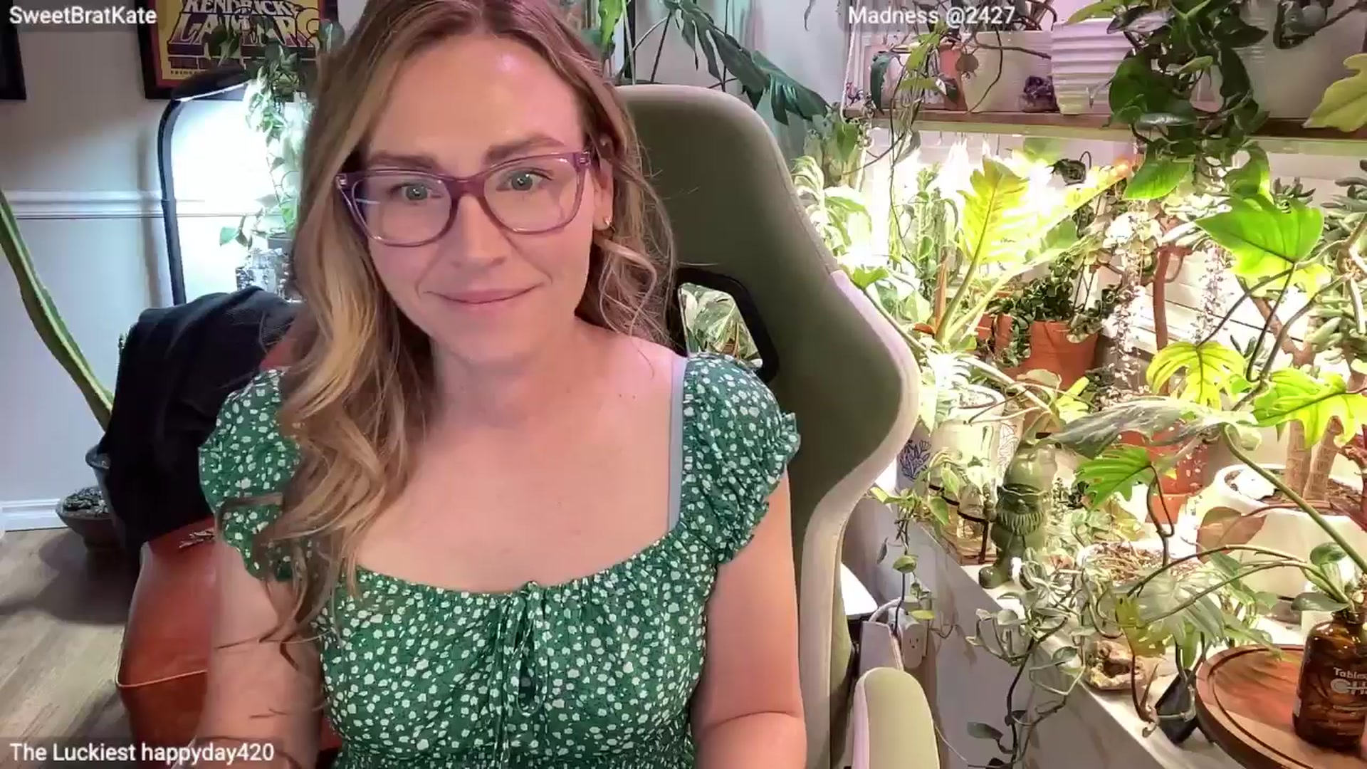 Gallery image thumbnail from SweetbratKate's myfreecams stream on, 03/04/2025, 04:51 image 1 of 20