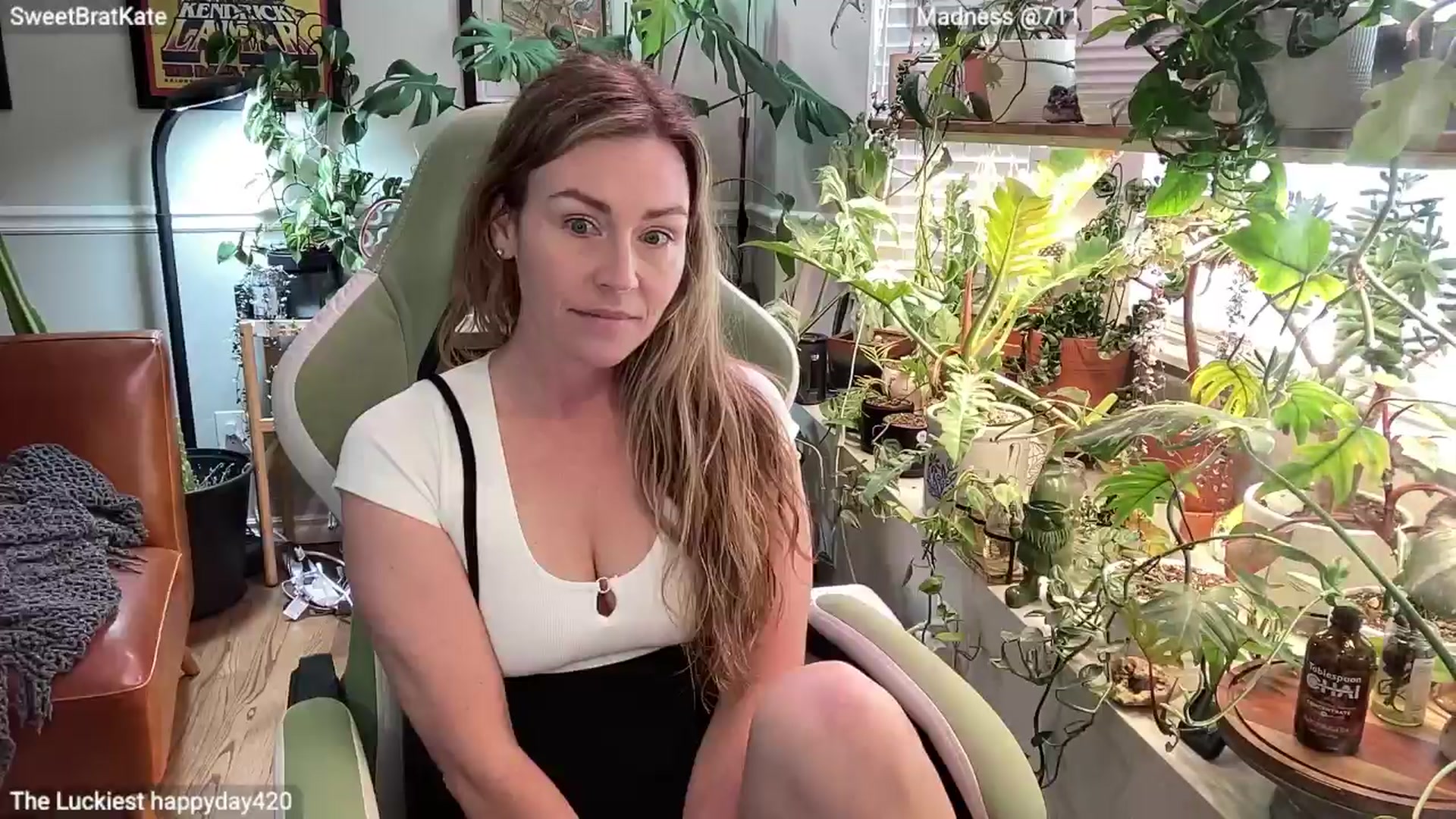 Gallery image thumbnail from SweetbratKate's myfreecams stream on, 03/05/2025, 23:07 image 5 of 20