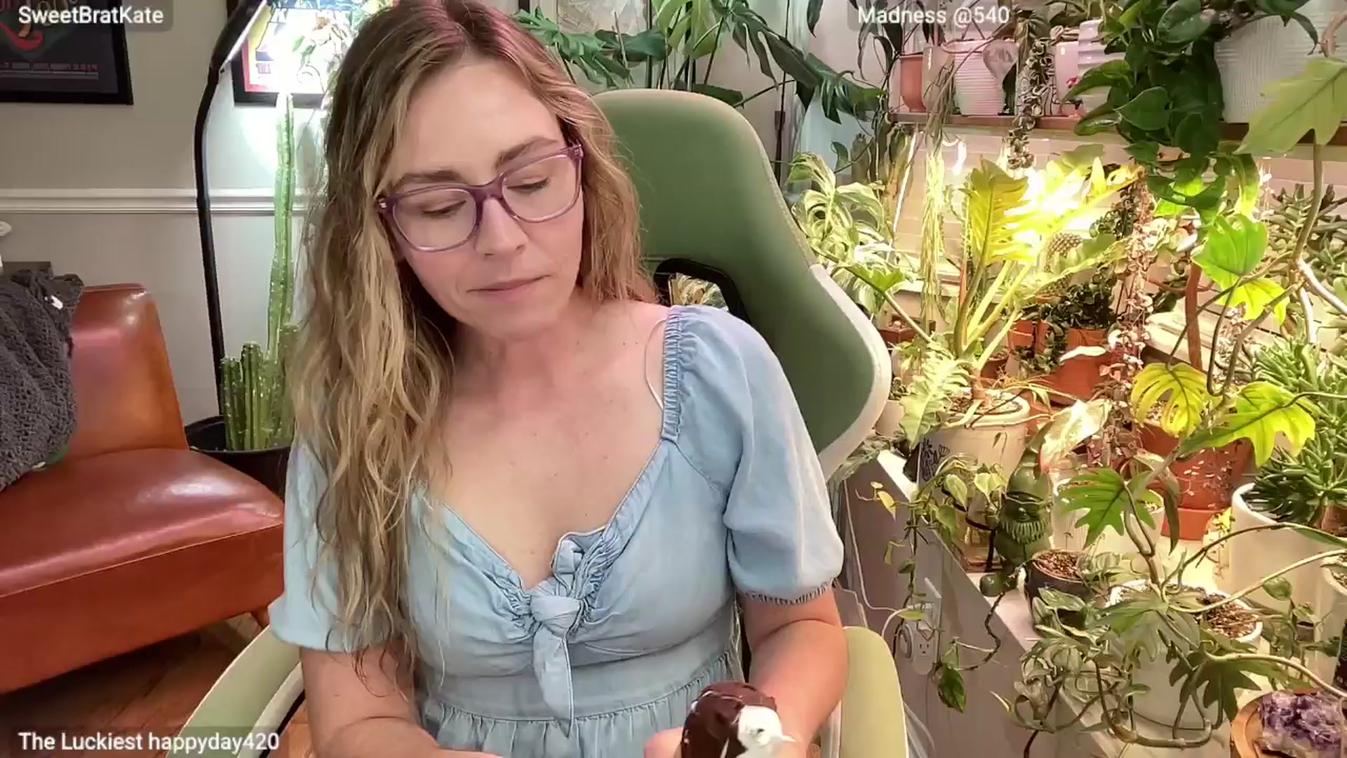 Gallery image thumbnail from SweetbratKate's myfreecams stream on, 03/09/2025, 02:30 image 5 of 20