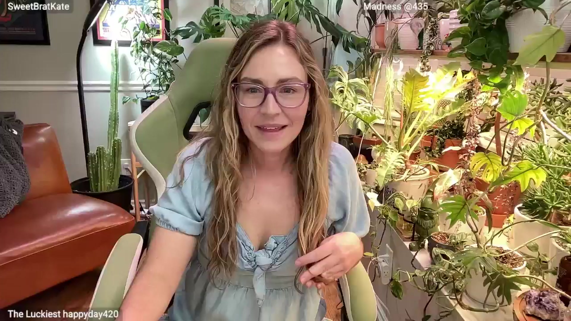 Gallery image thumbnail from SweetbratKate's myfreecams stream on, 03/09/2025, 04:13 image 14 of 20