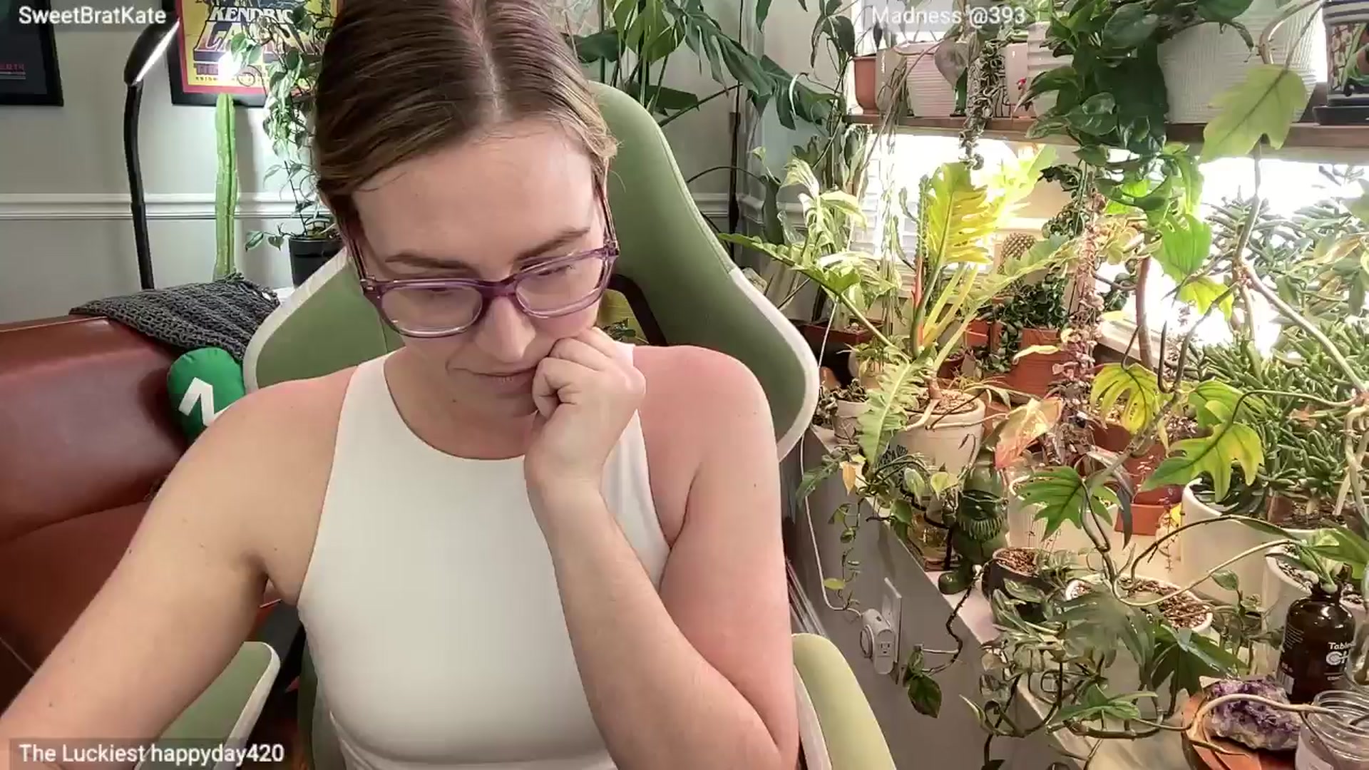 Gallery image thumbnail from SweetbratKate's myfreecams stream on, 03/10/2025, 21:20 image 3 of 20