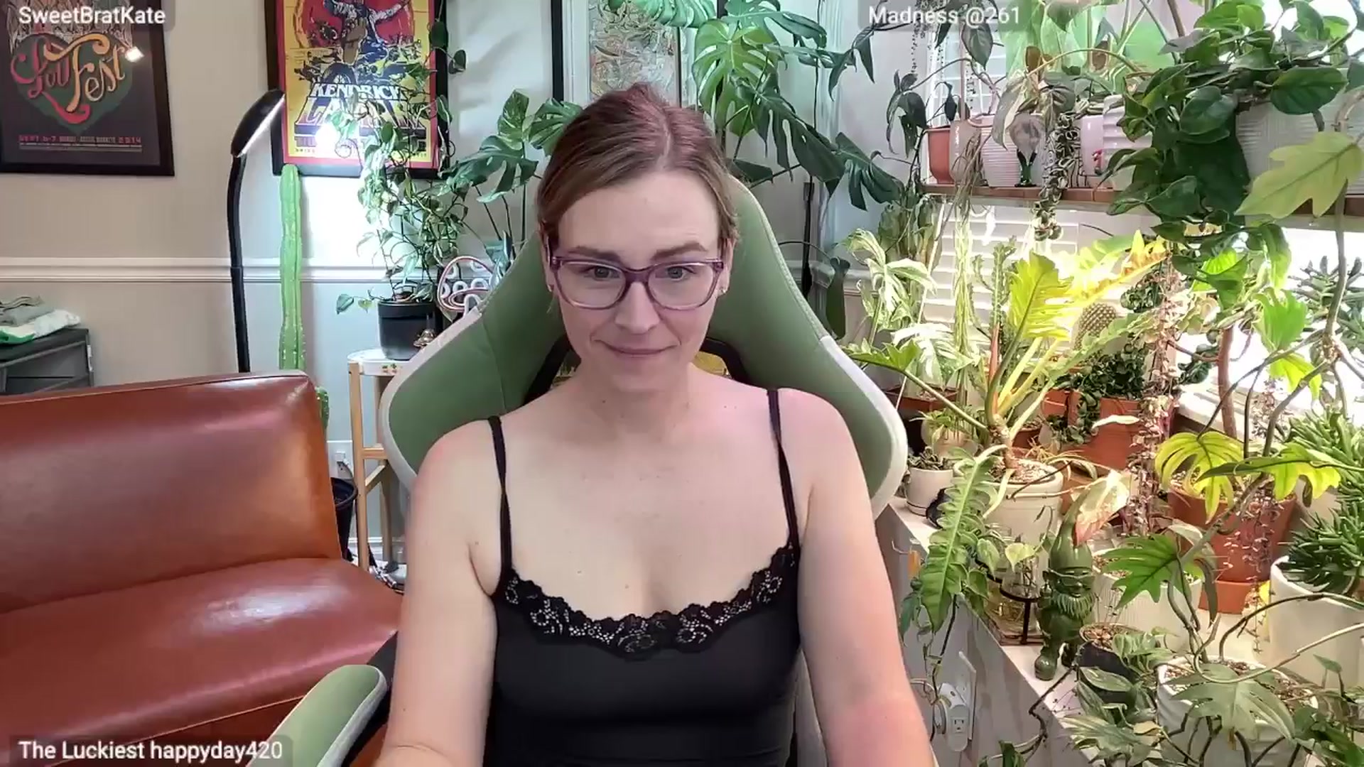 Gallery image thumbnail from SweetbratKate's myfreecams stream on, 03/14/2025, 17:44 image 9 of 20