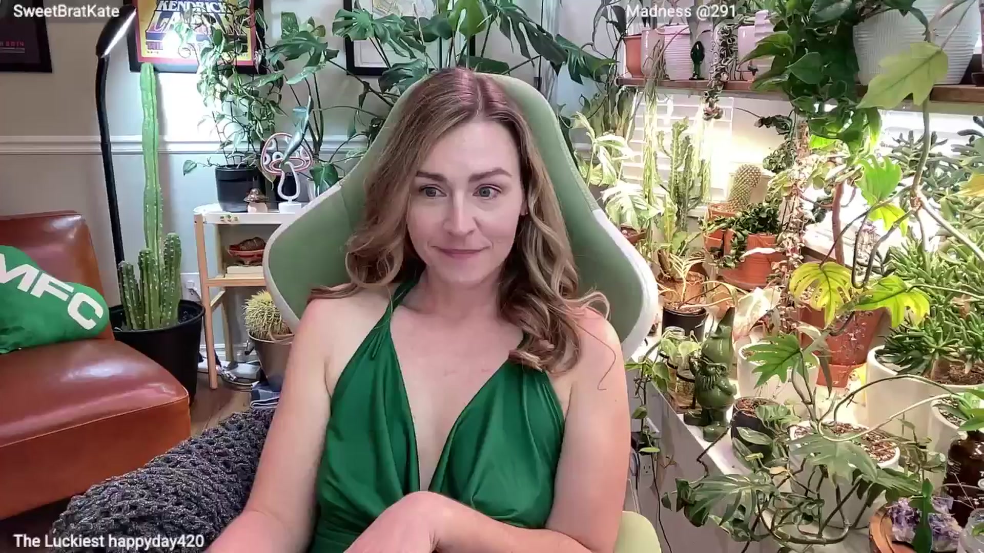 Gallery image thumbnail from SweetbratKate's myfreecams stream on, 03/17/2025, 19:42 image 16 of 20