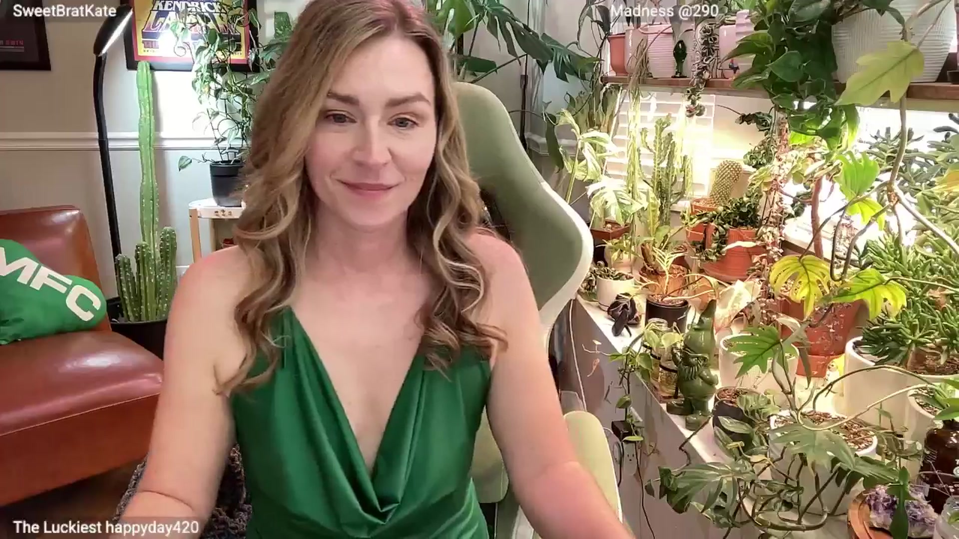 Gallery image thumbnail from SweetbratKate's myfreecams stream on, 03/17/2025, 19:42 image 13 of 20