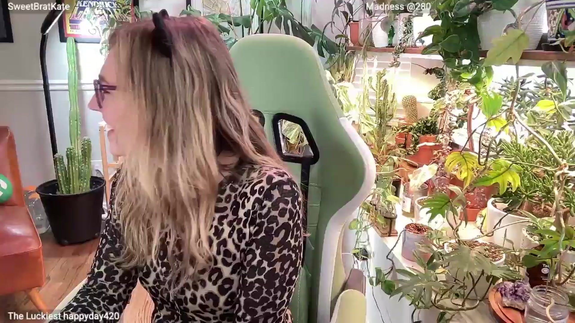 Gallery image thumbnail from SweetbratKate's myfreecams stream on, 03/23/2025, 02:30 image 4 of 20