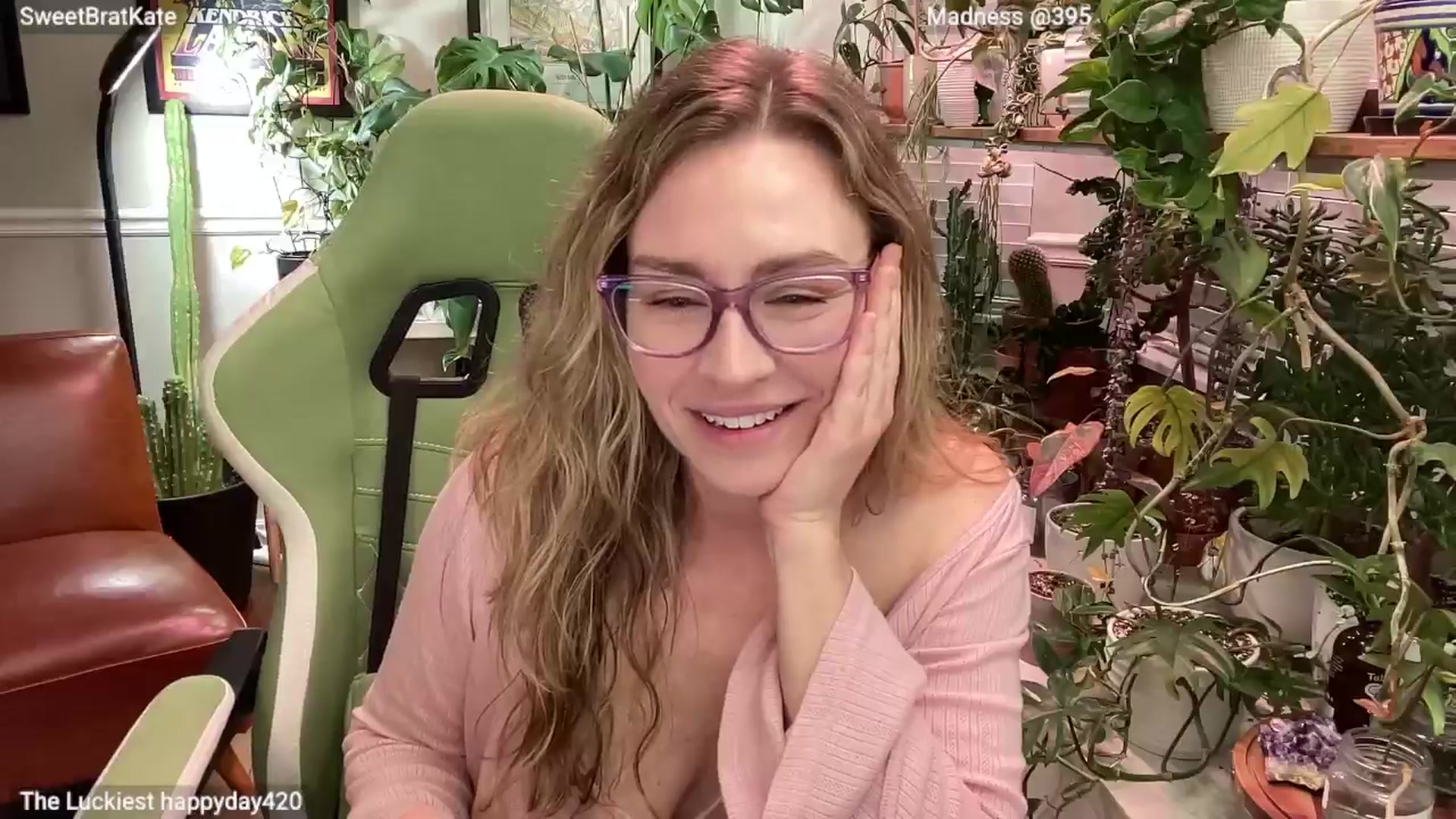 Gallery image thumbnail from SweetbratKate's myfreecams stream on, 03/31/2025, 04:56 image 11 of 20
