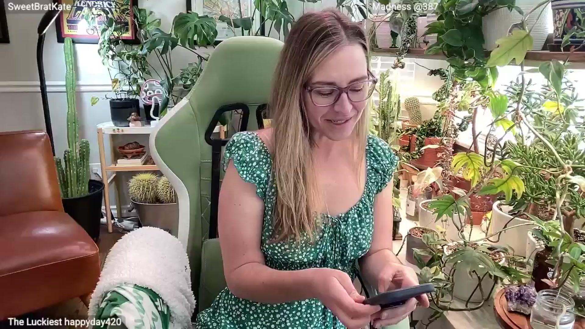 Gallery image thumbnail from SweetbratKate's myfreecams stream on, 03/31/2025, 17:56 image 17 of 20