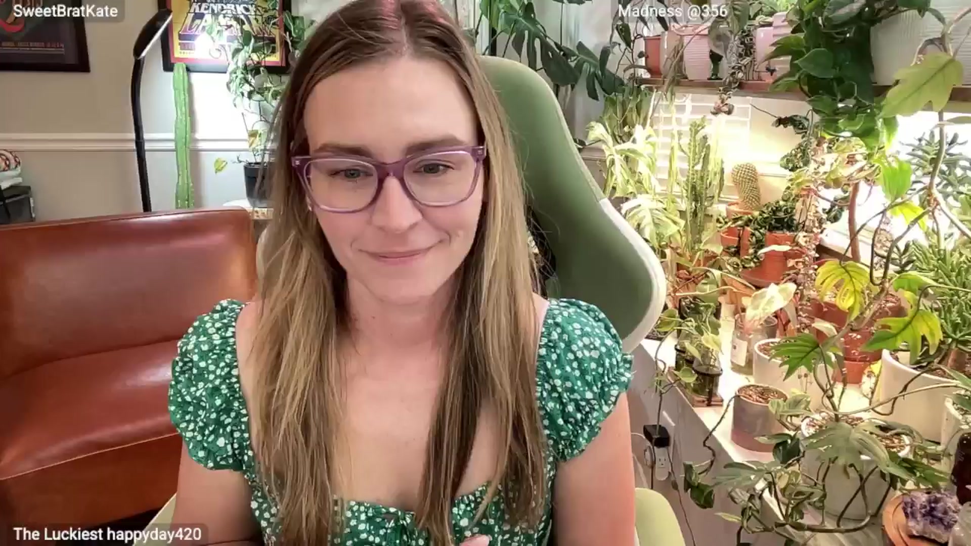Gallery image thumbnail from SweetbratKate's myfreecams stream on, 03/31/2025, 21:37 image 17 of 20