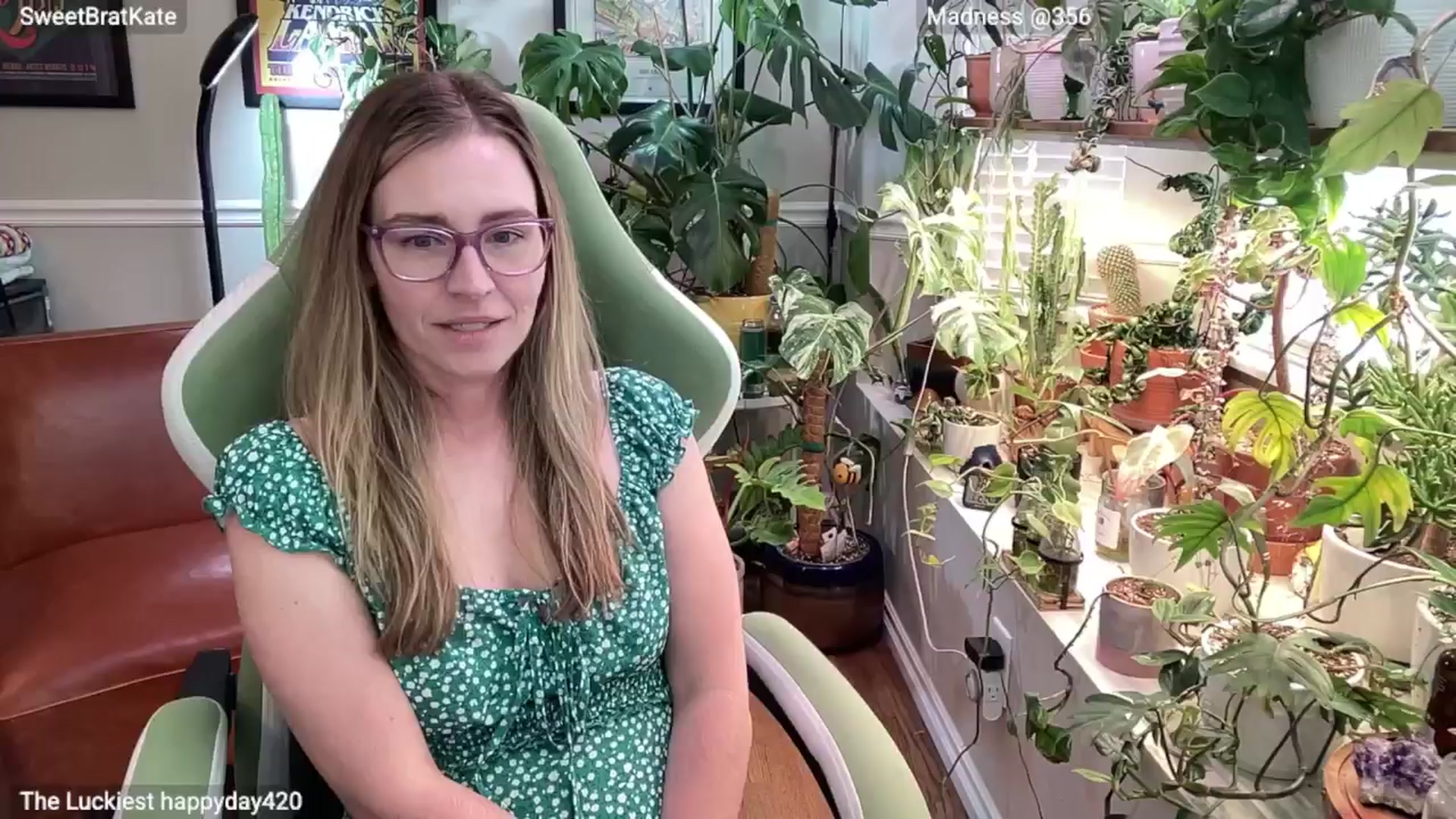 Gallery image thumbnail from SweetbratKate's myfreecams stream on, 03/31/2025, 21:37 image 10 of 20