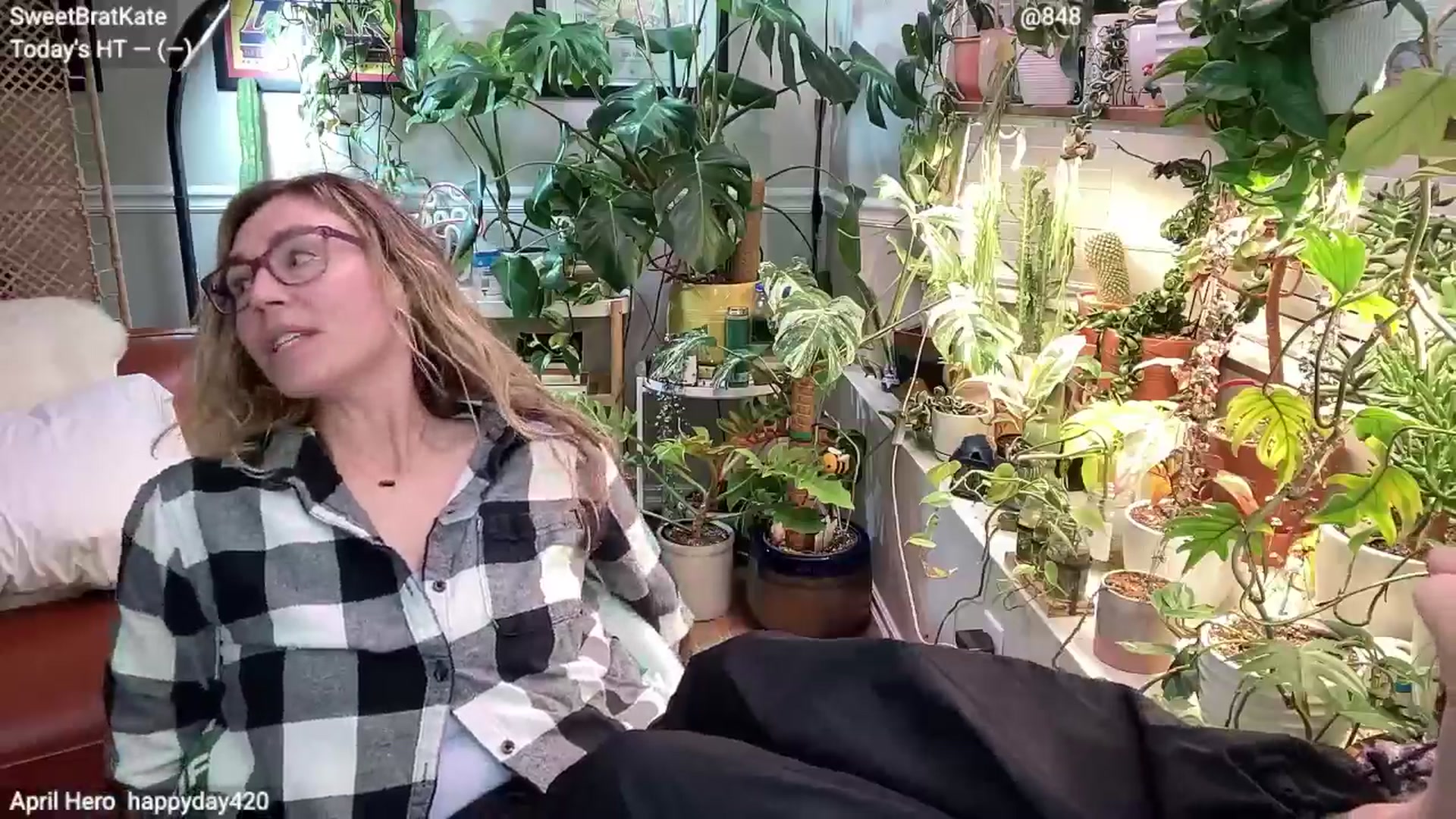 Gallery image thumbnail from SweetbratKate's myfreecams stream on, 04/09/2025, 01:54 image 15 of 20