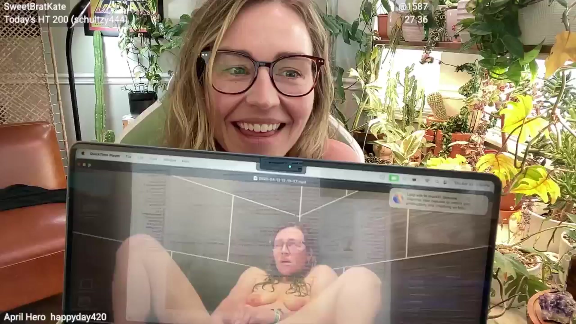Gallery image thumbnail from SweetbratKate's myfreecams stream on, 04/24/2025, 20:51 image 14 of 20