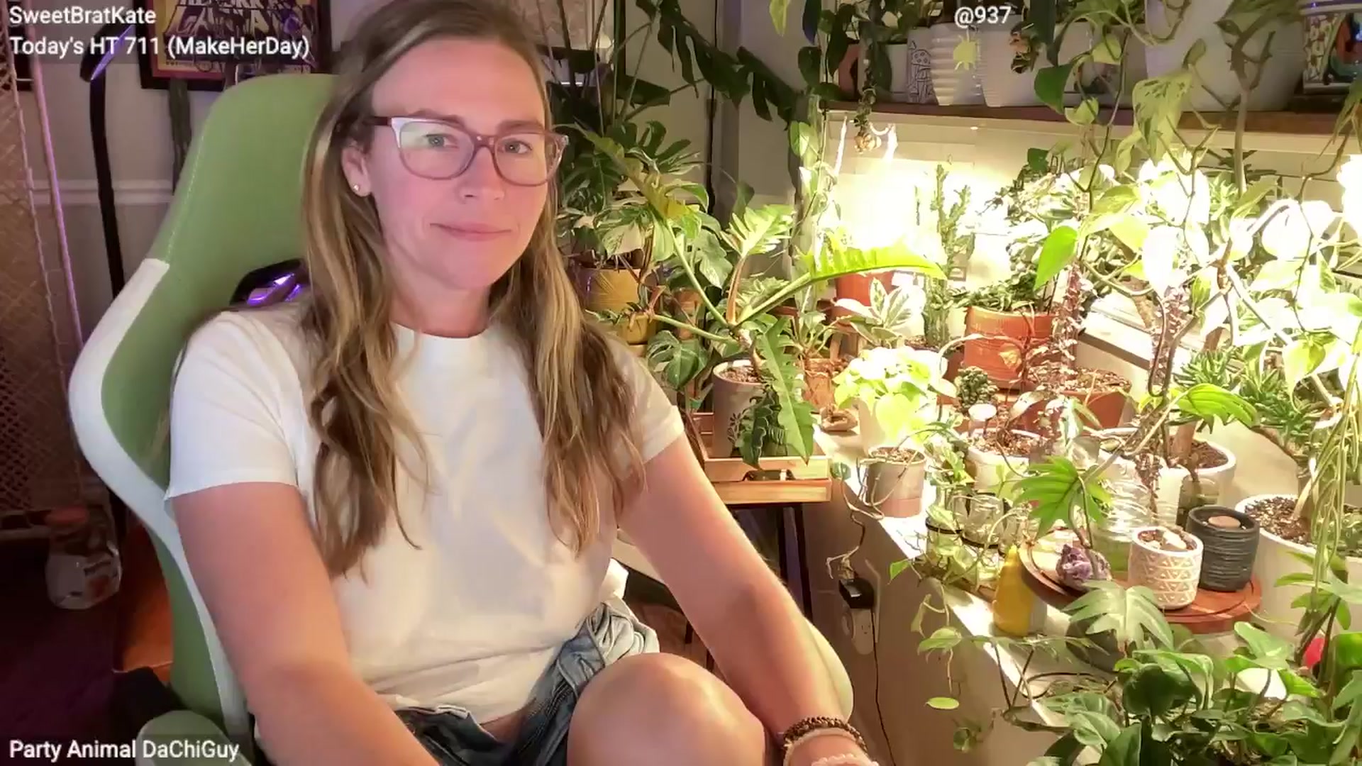 Gallery image thumbnail from SweetbratKate's myfreecams stream on, 05/13/2025, 06:06 image 6 of 20