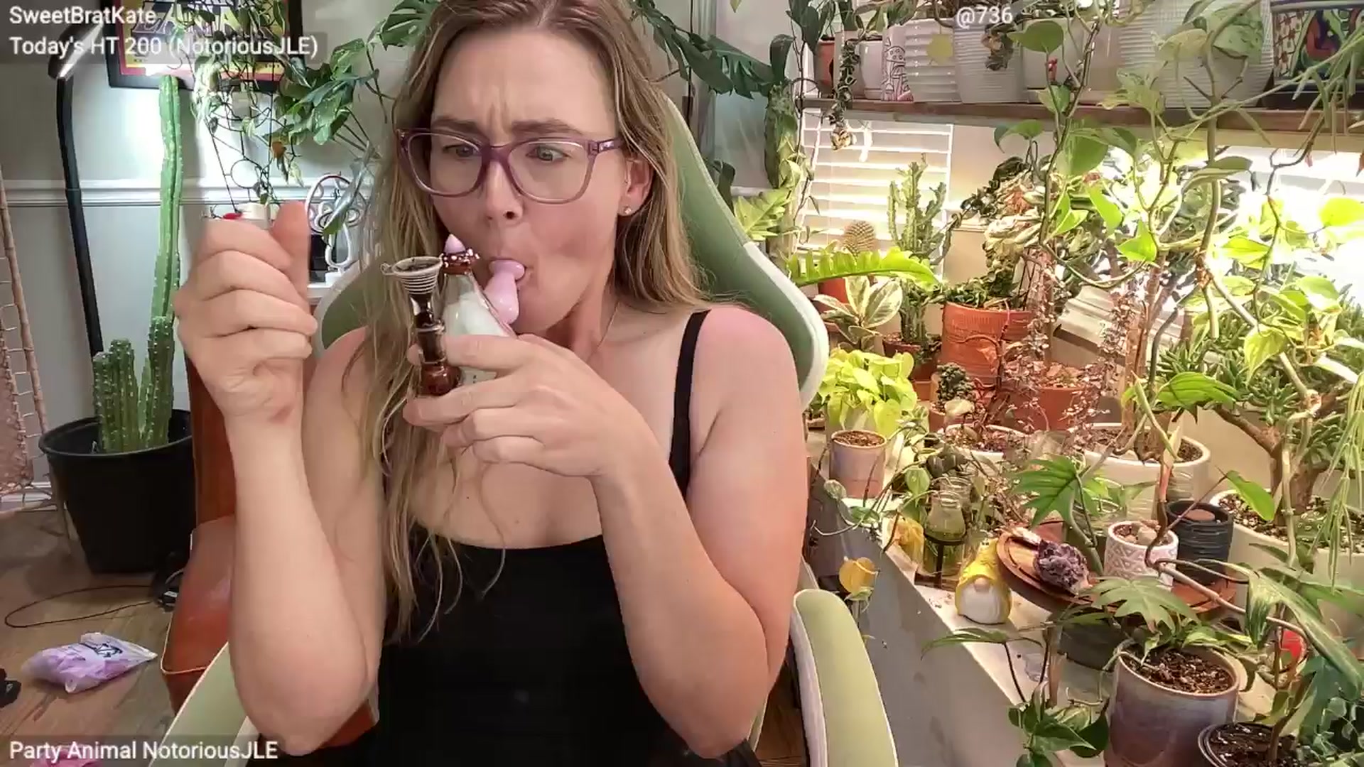 Gallery image thumbnail from SweetbratKate's myfreecams stream on, 06/01/2025, 19:59 image 15 of 20