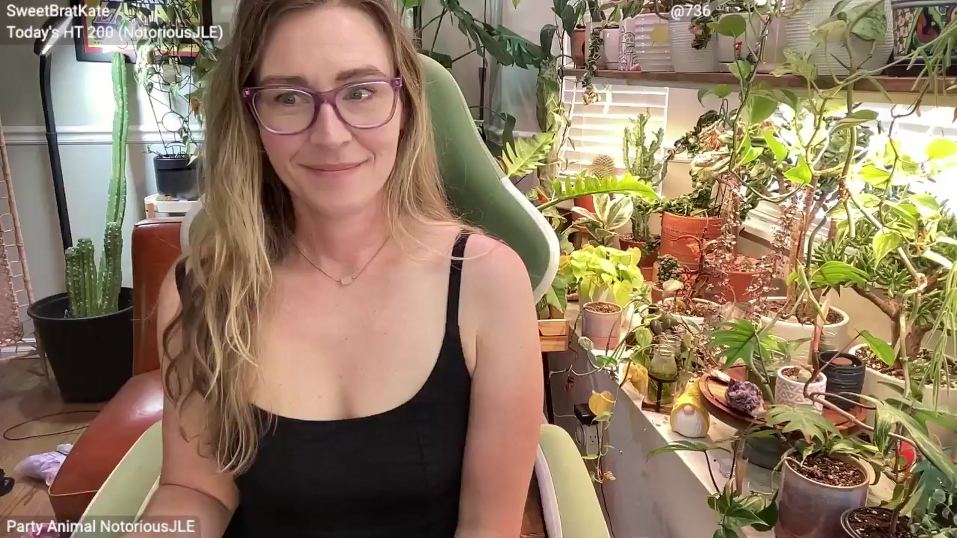 Gallery image thumbnail from SweetbratKate's myfreecams stream on, 06/01/2025, 19:59 image 13 of 20