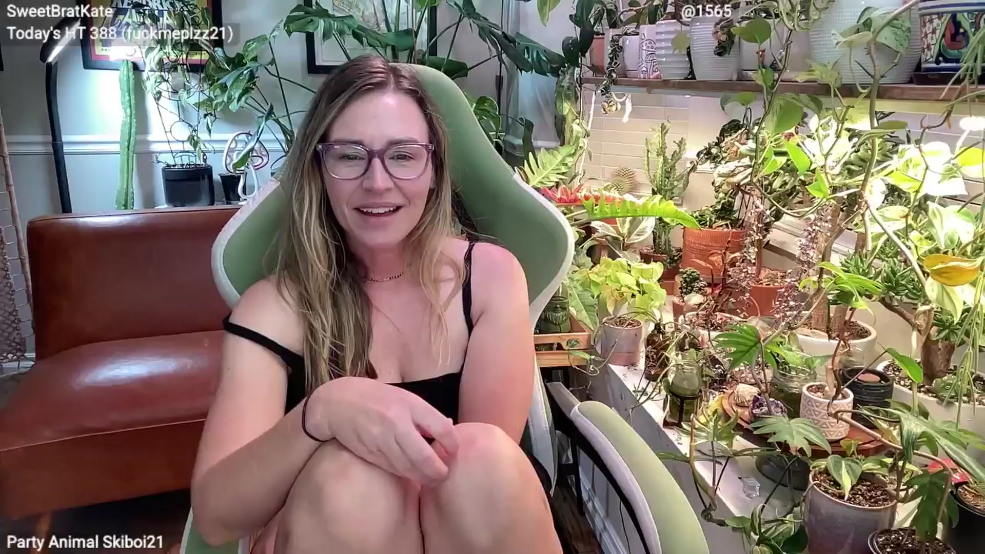 Gallery image thumbnail from SweetbratKate's myfreecams stream on, 06/10/2025, 04:32 image 16 of 20