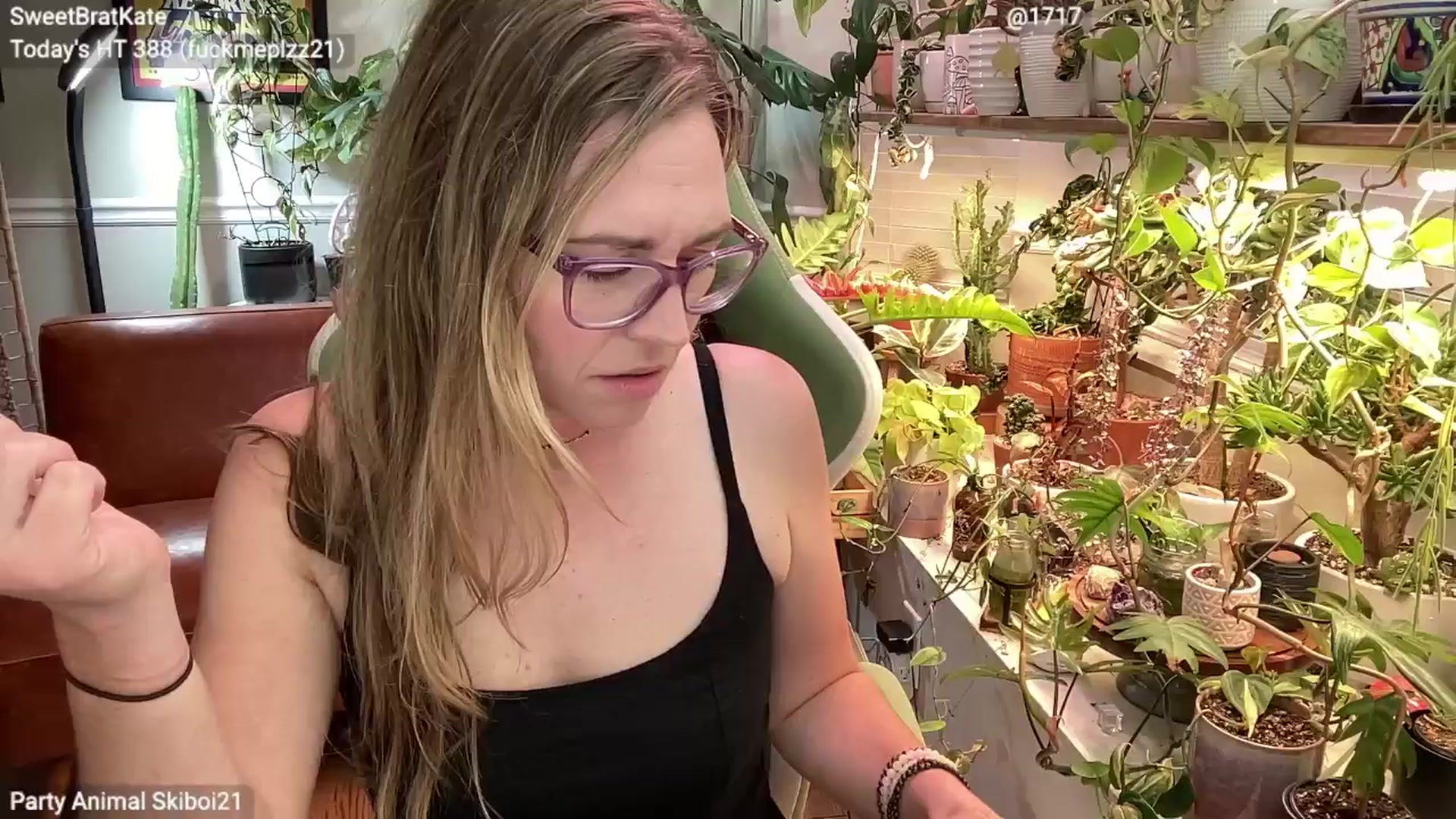 Gallery image thumbnail from SweetbratKate's myfreecams stream on, 06/10/2025, 04:32 image 4 of 20