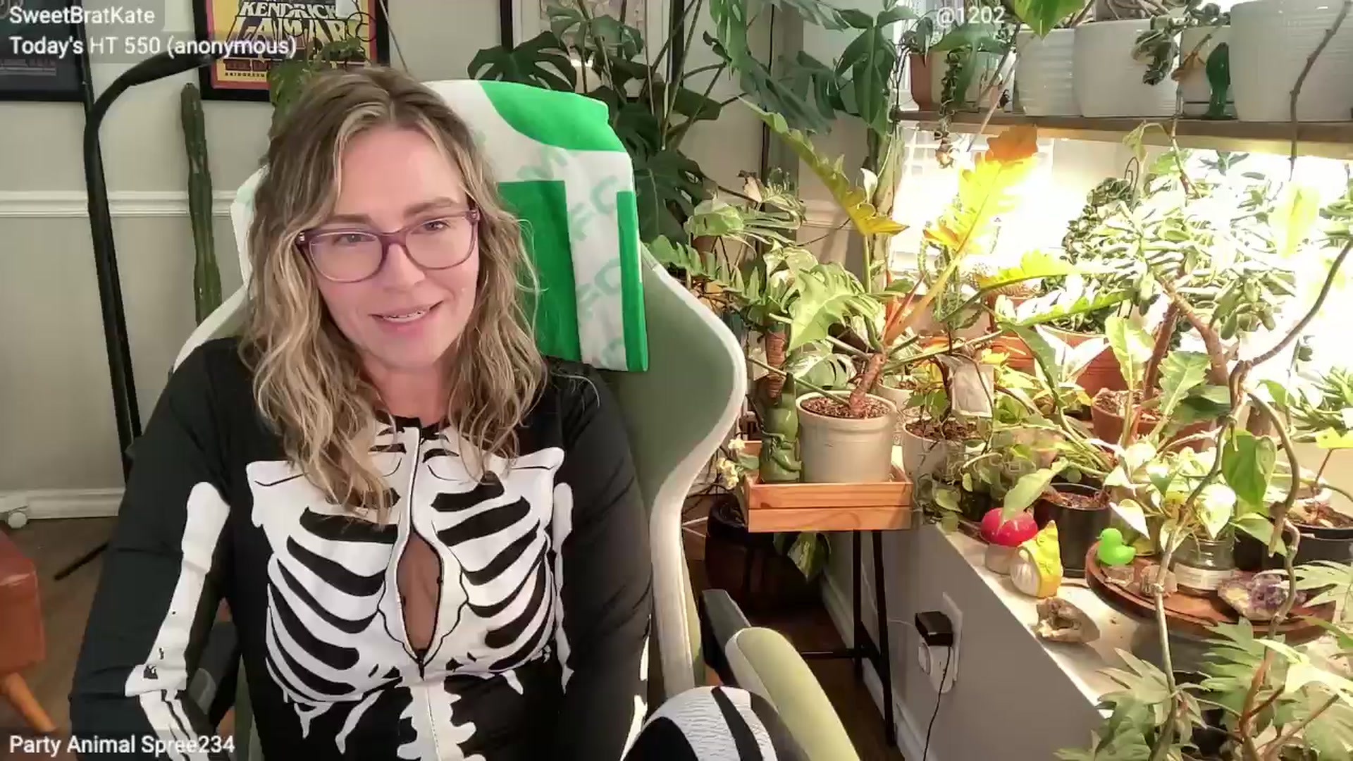 Gallery image thumbnail from SweetbratKate's myfreecams stream on, 10/18/2025, 18:33 image 17 of 20