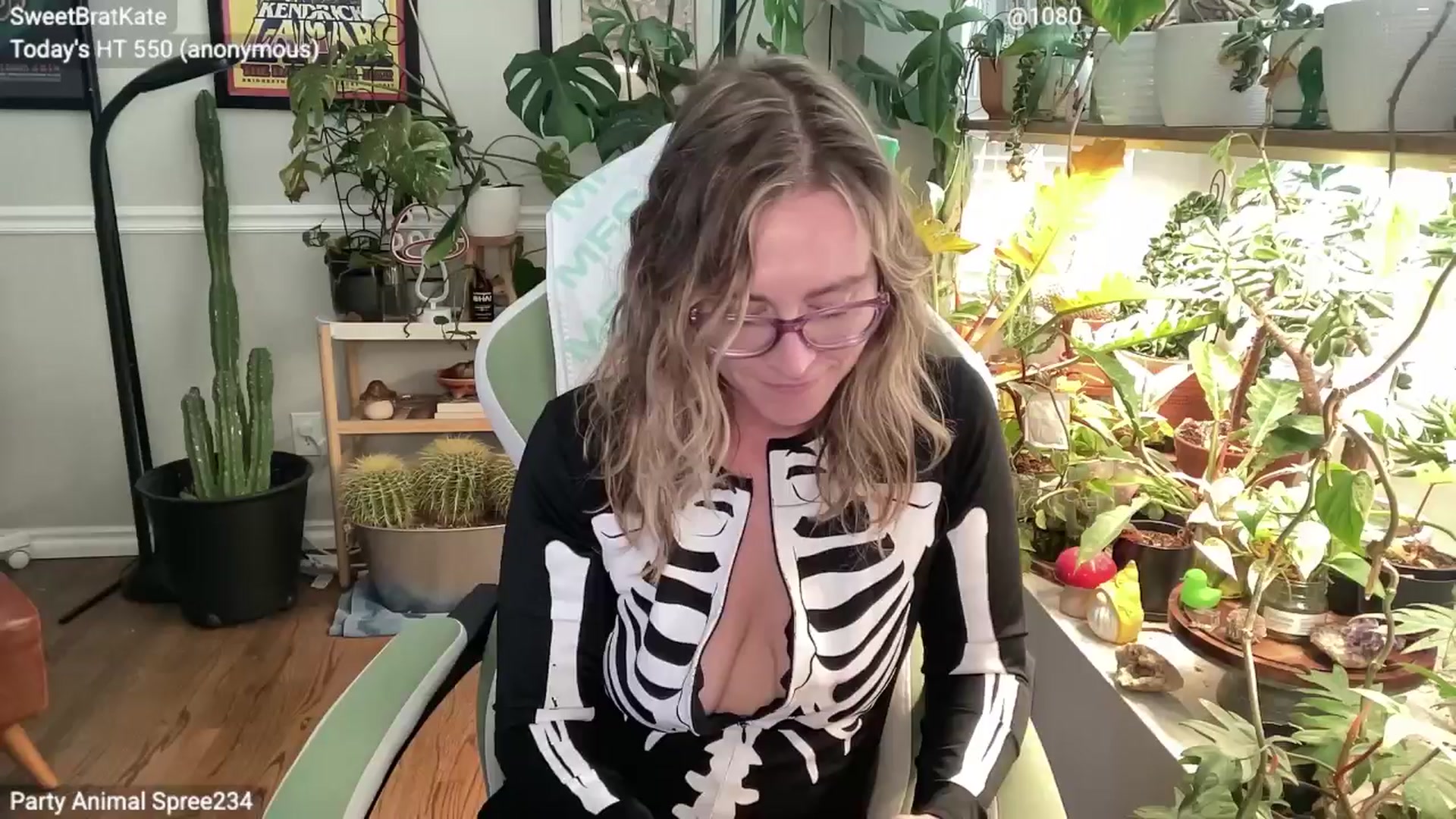 Gallery image thumbnail from SweetbratKate's myfreecams stream on, 10/18/2025, 20:12 image 12 of 20
