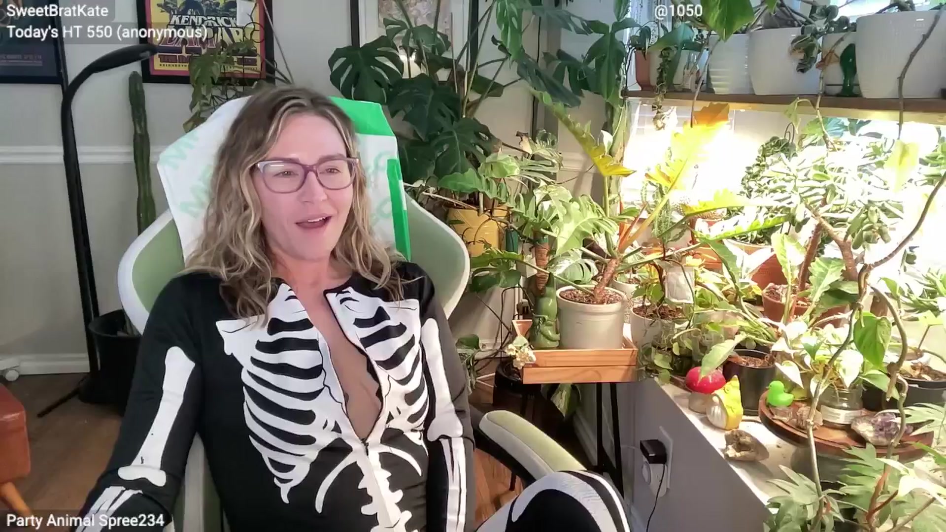 Gallery image thumbnail from SweetbratKate's myfreecams stream on, 10/18/2025, 20:12 image 16 of 20
