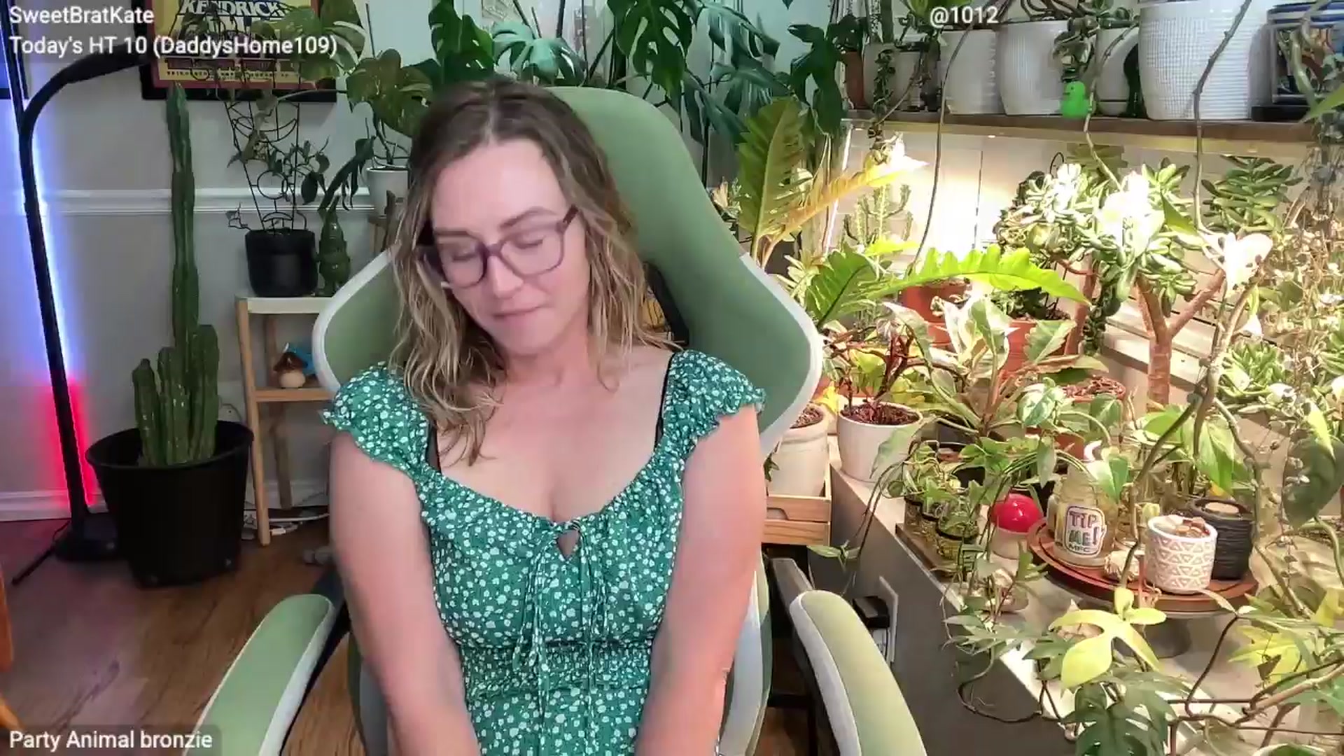 Gallery image thumbnail from SweetbratKate's myfreecams stream on, 11/05/2025, 02:50 image 2 of 20