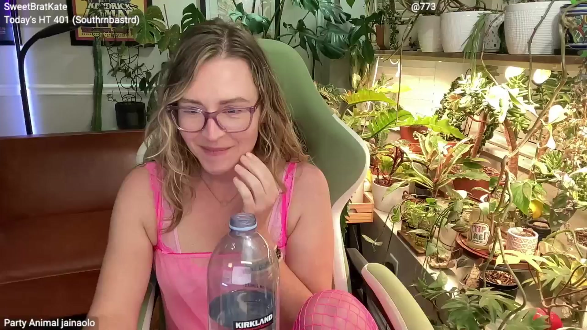 Gallery image thumbnail from SweetbratKate's myfreecams stream on, 11/10/2025, 04:05 image 1 of 20