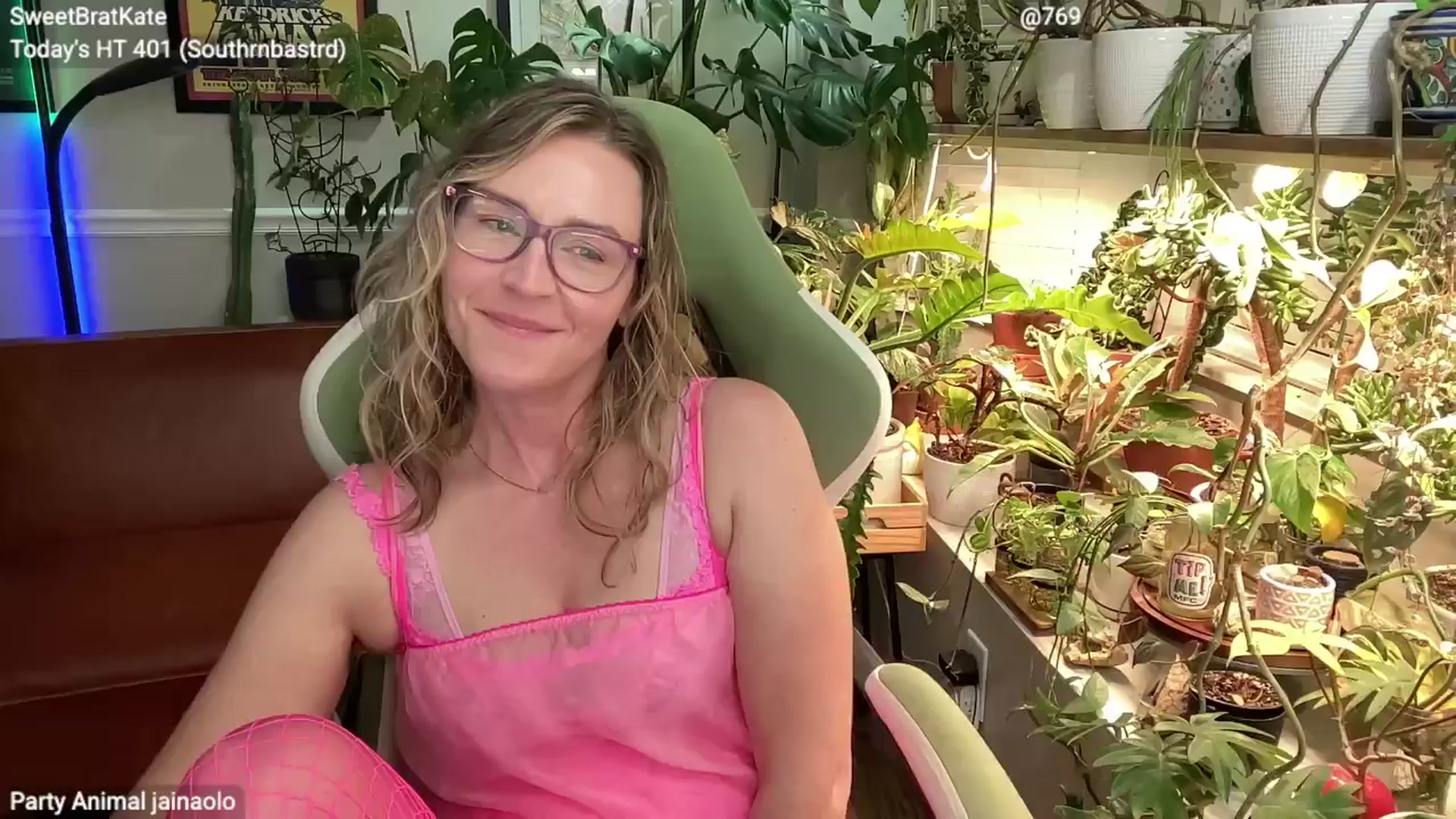 Gallery image thumbnail from SweetbratKate's myfreecams stream on, 11/10/2025, 04:05 image 15 of 20