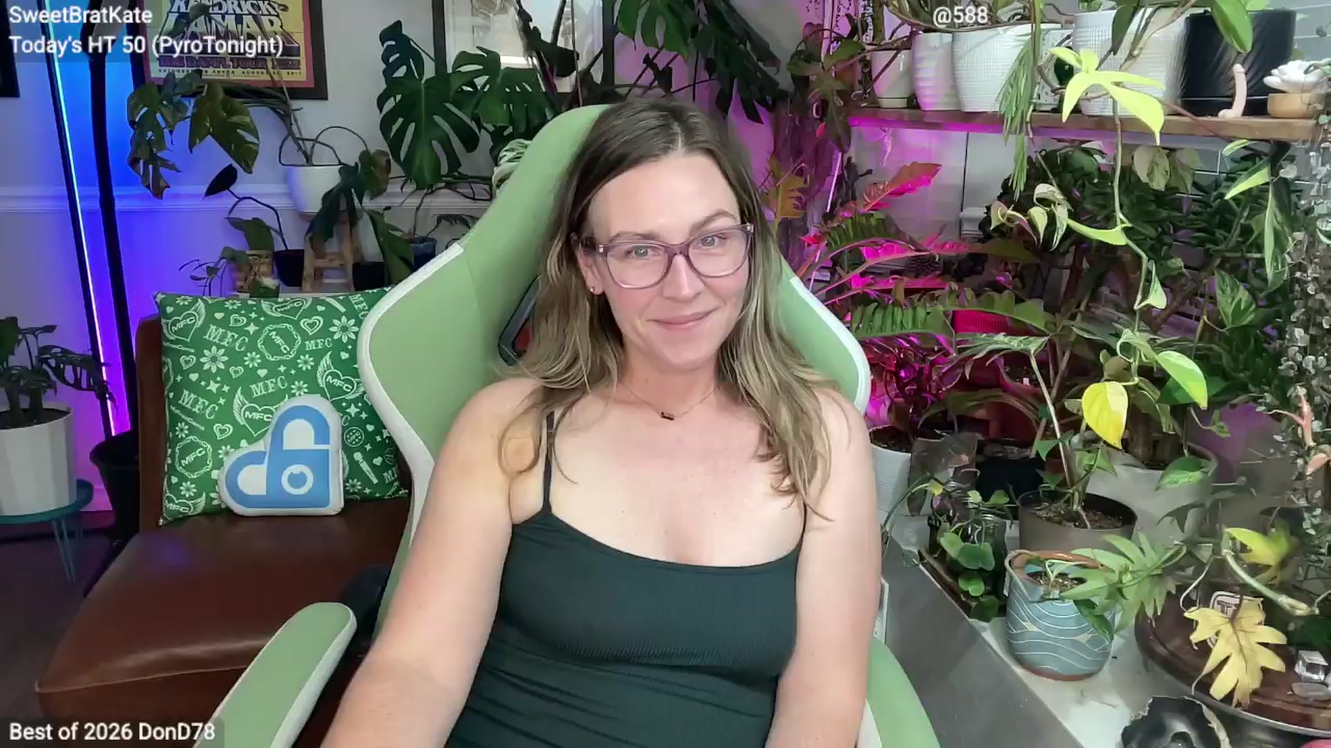 Gallery image thumbnail from SweetbratKate's myfreecams stream on, 01/02/2026, 06:12 image 17 of 20