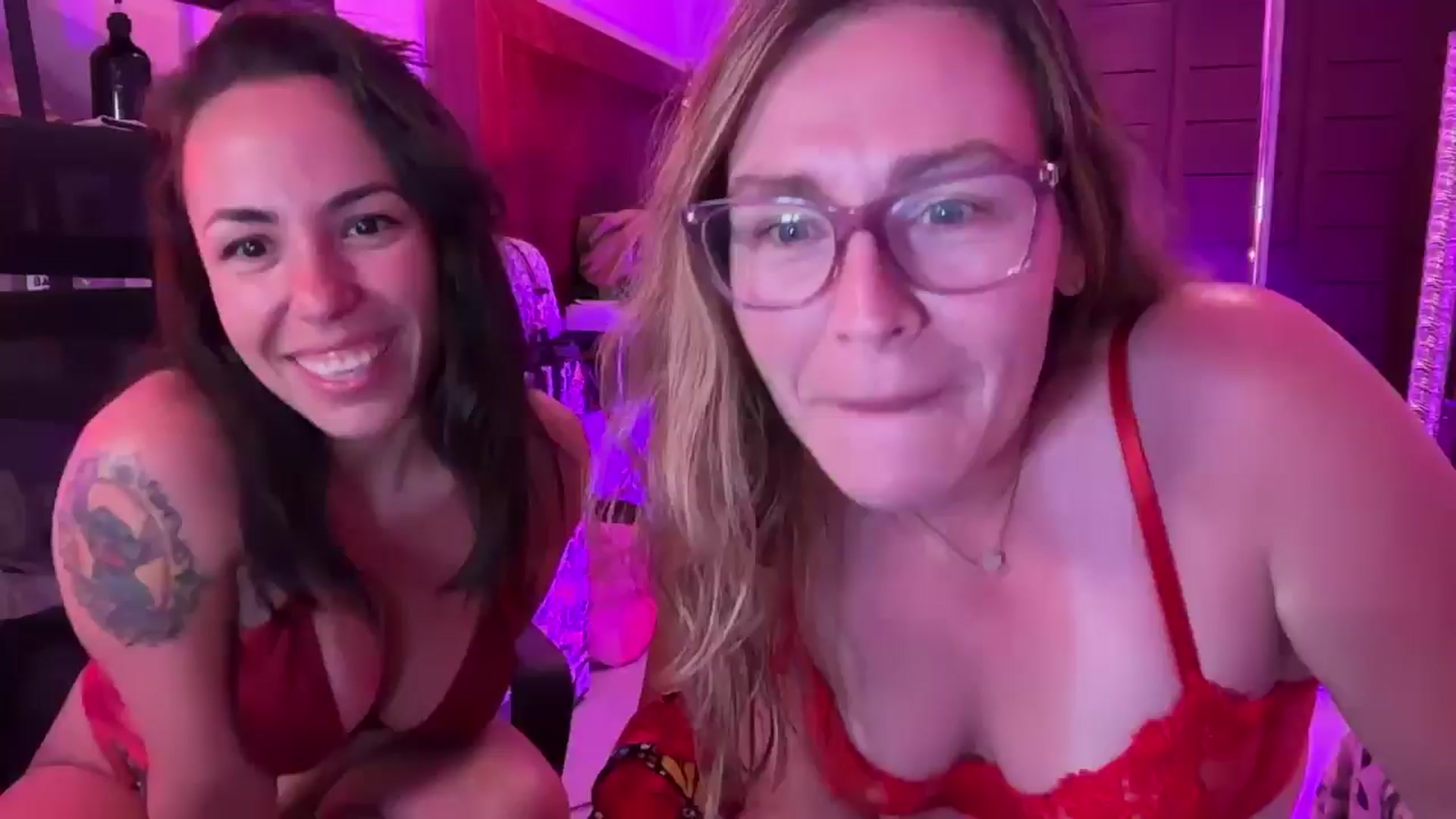 Gallery image thumbnail from SweetbratKate's myfreecams stream on, 03/30/2026, 03:18 image 12 of 20