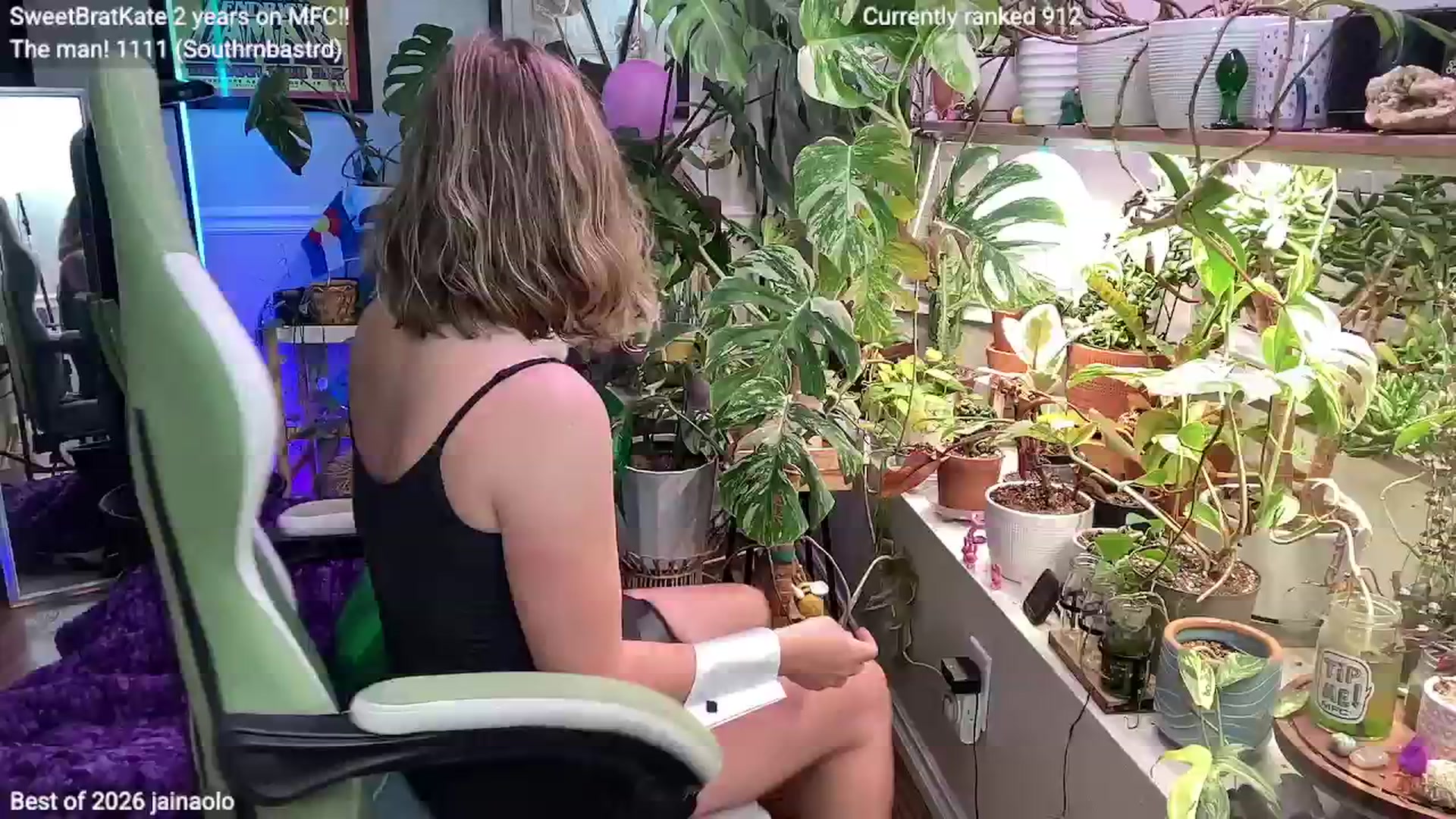 Gallery image thumbnail from SweetbratKate's myfreecams stream on, 04/23/2026, 02:27 image 16 of 20