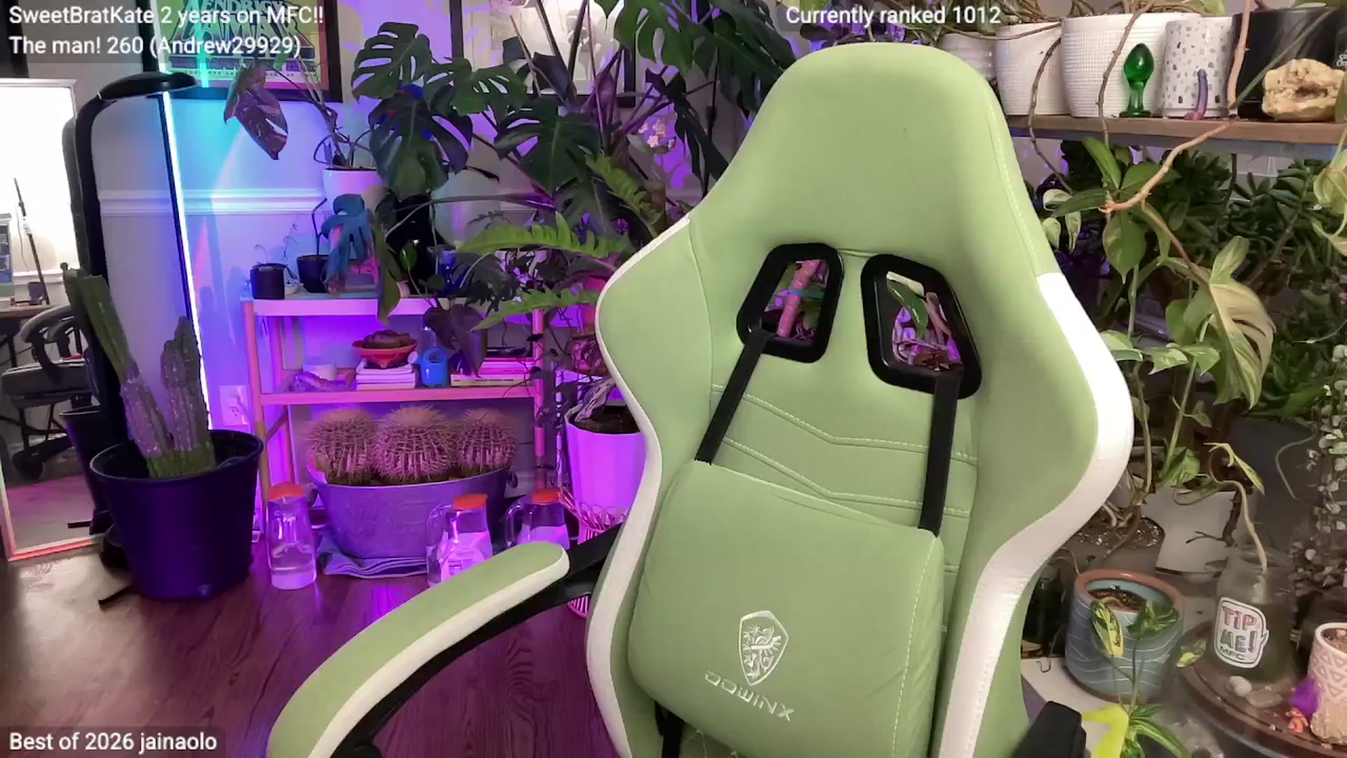 Gallery image thumbnail from SweetbratKate's myfreecams stream on, 04/28/2026, 04:42 image 1 of 20