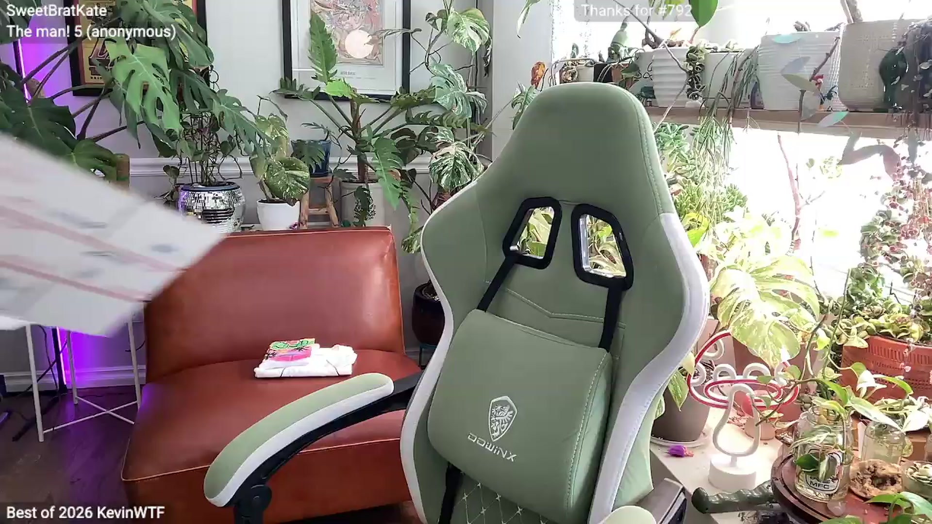 Gallery image thumbnail from SweetbratKate's myfreecams stream on, 08/04/2026, 17:33 image 16 of 20