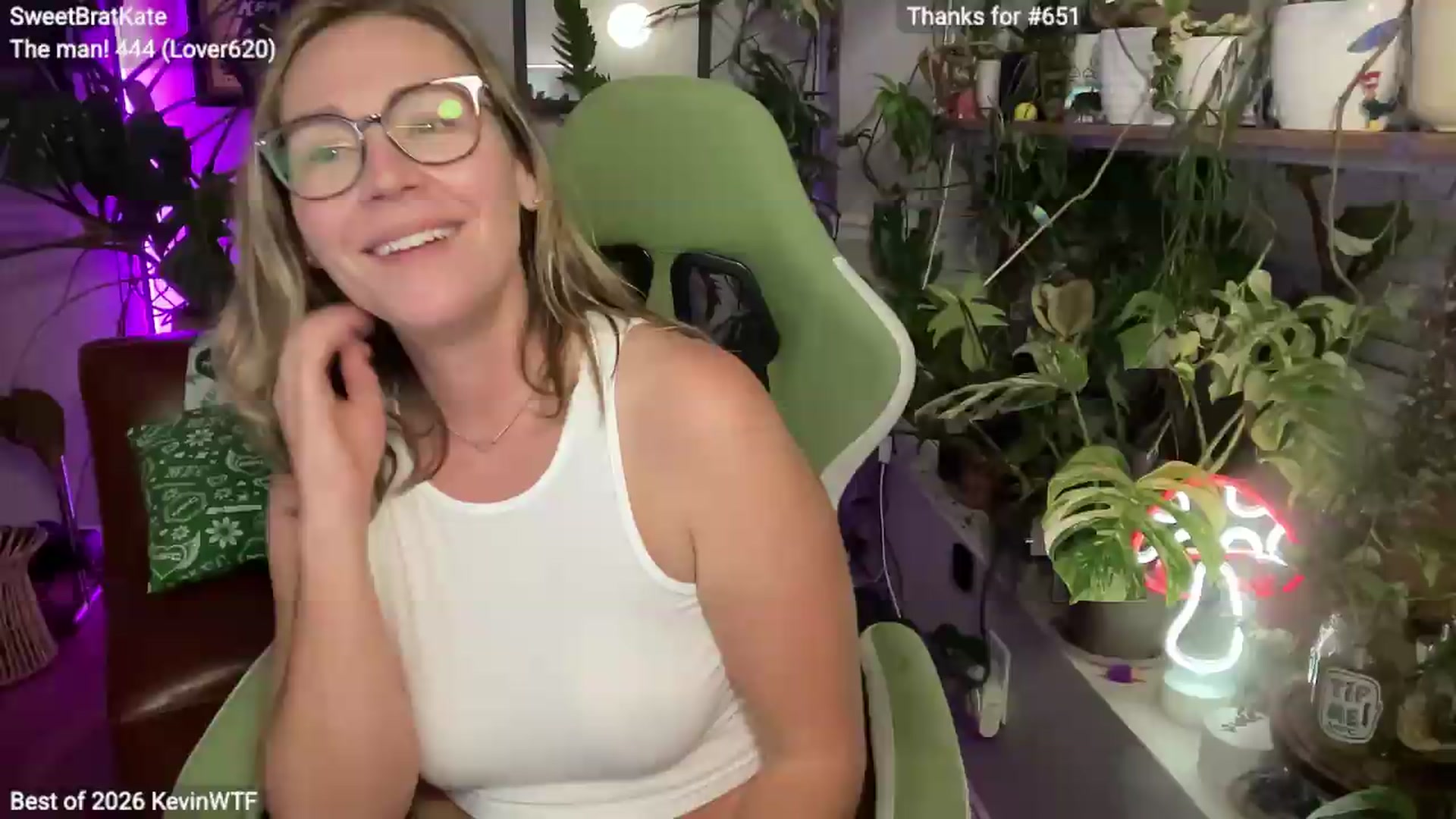 Gallery image thumbnail from SweetbratKate's myfreecams stream on, 08/20/2026, 04:39 image 12 of 20