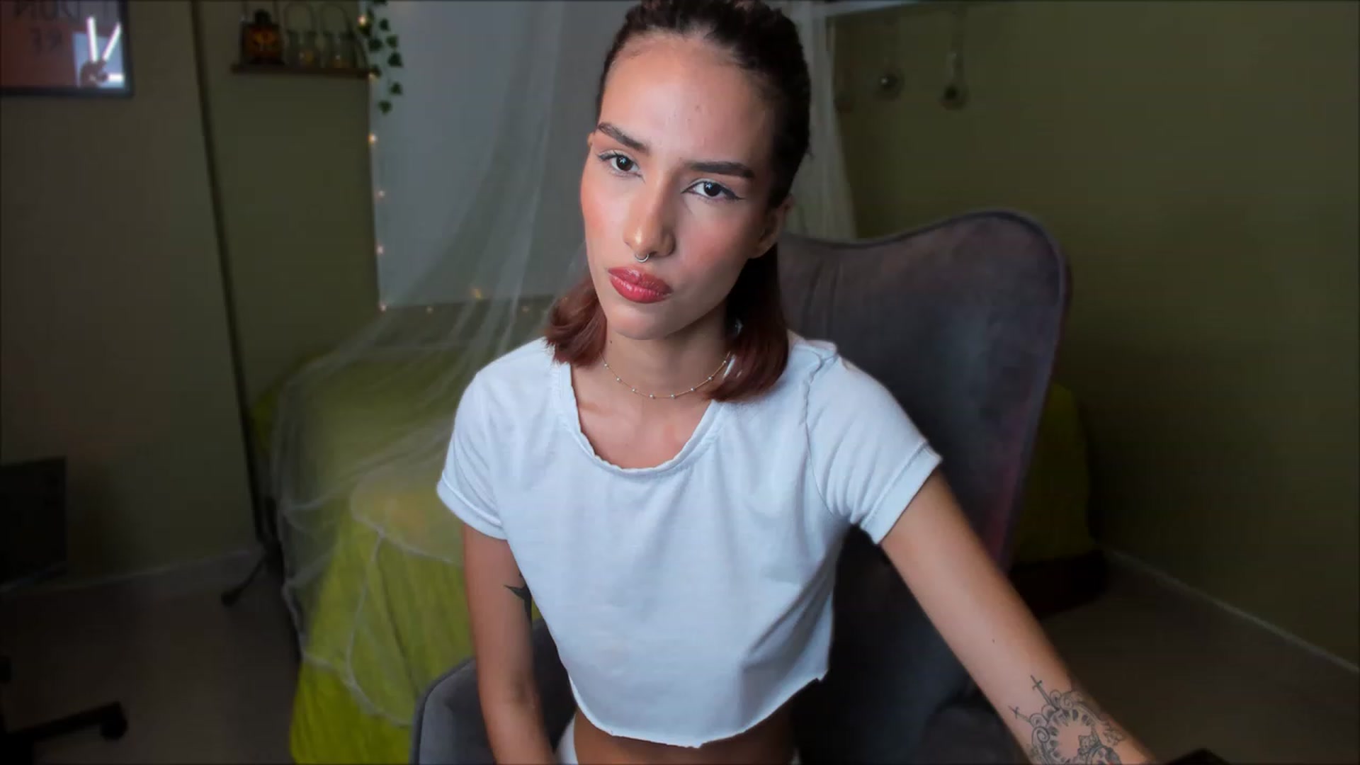 Gallery image thumbnail from Sweetbubble's myfreecams stream on, 05/14/2023, 02:04 image 16 of 20