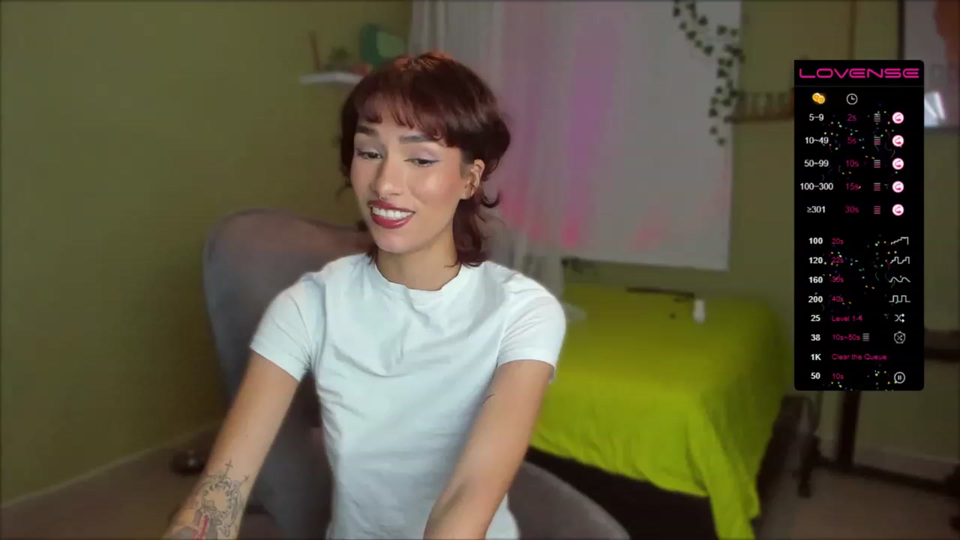 Gallery image thumbnail from Sweetbubble's myfreecams stream on, 06/16/2023, 01:00 image 6 of 20