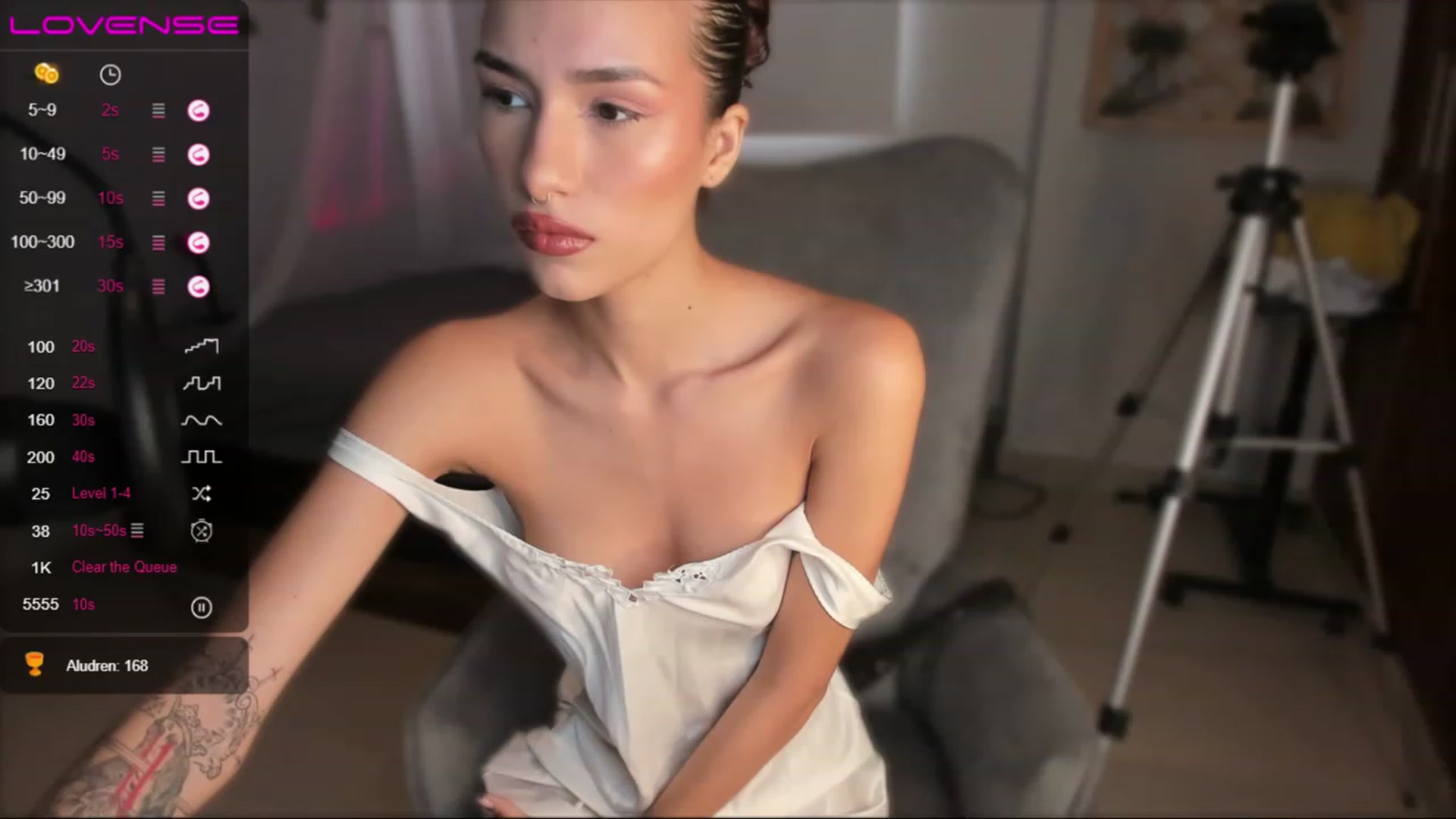Gallery image thumbnail from Sweetbubble's myfreecams stream on, 08/14/2023, 22:43 image 2 of 20