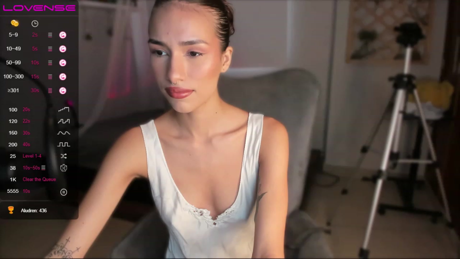 Gallery image thumbnail from Sweetbubble's myfreecams stream on, 08/14/2023, 22:43 image 18 of 20