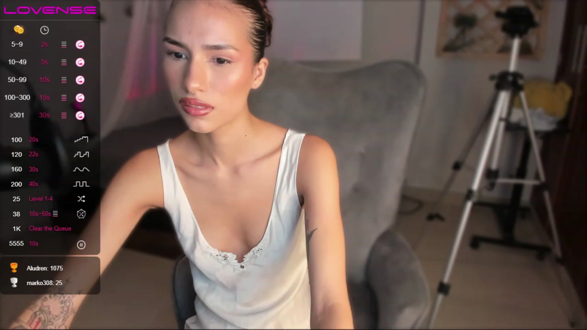 Gallery image thumbnail from Sweetbubble's myfreecams stream on, 08/15/2023, 24:31 image 17 of 20