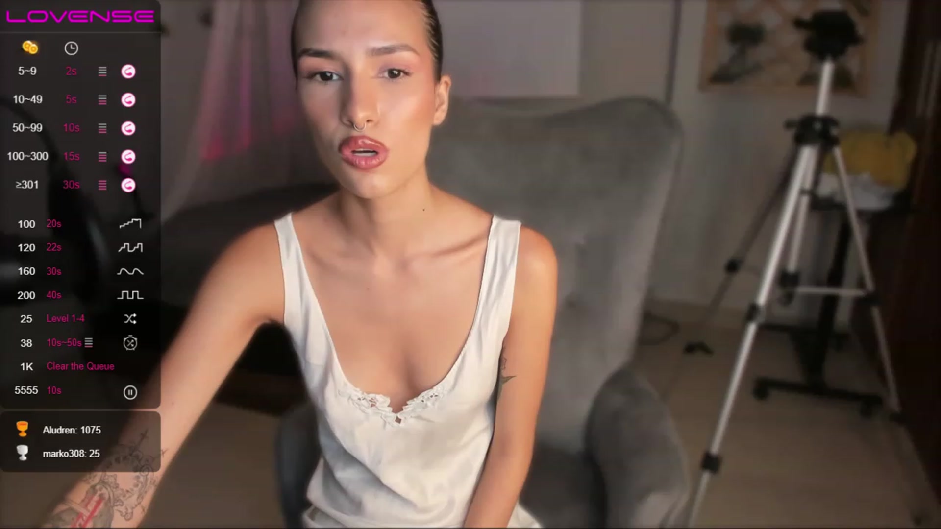 Gallery image thumbnail from Sweetbubble's myfreecams stream on, 08/15/2023, 24:31 image 16 of 20