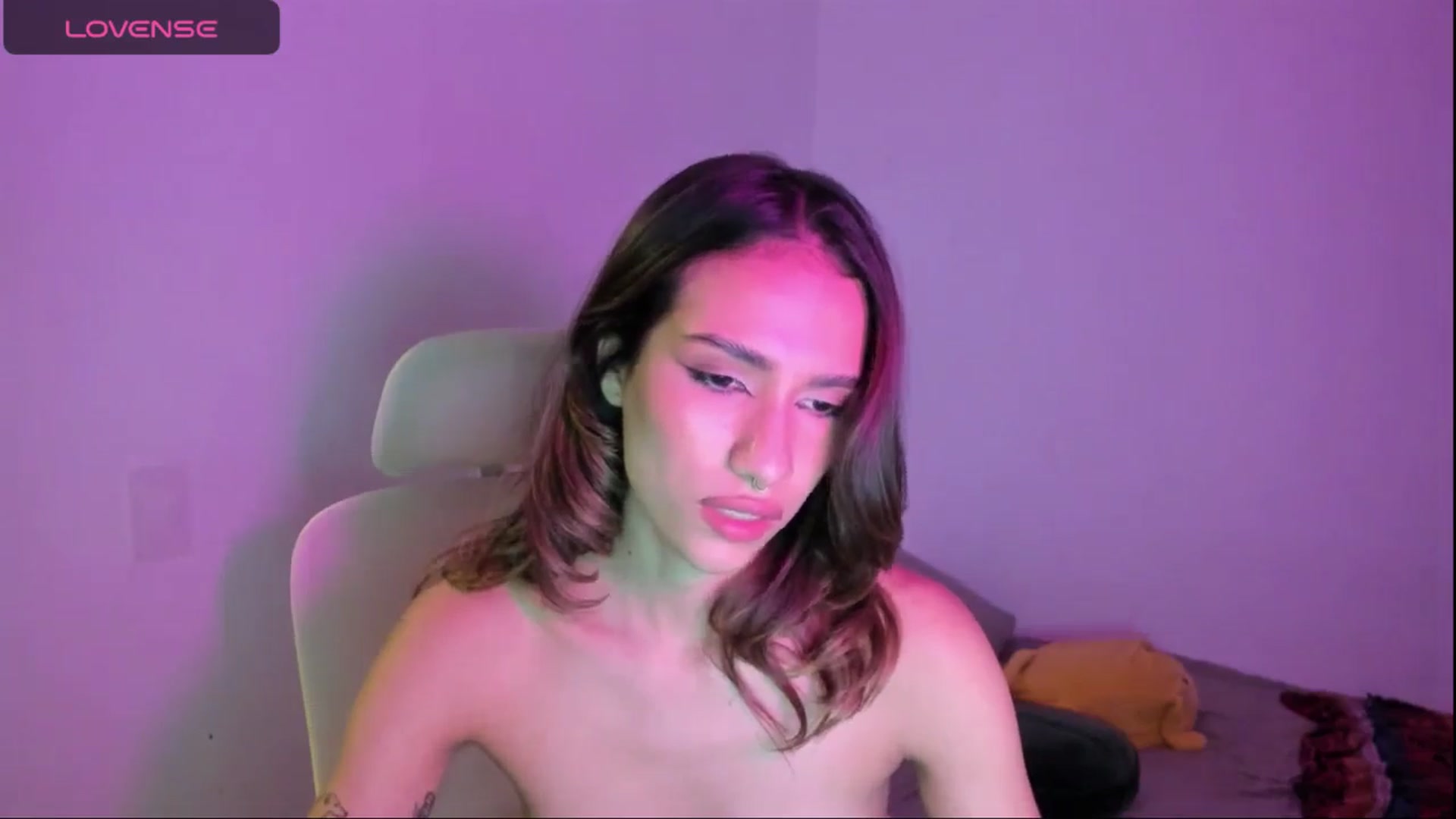 Gallery image thumbnail from Sweetbubble's myfreecams stream on, 11/25/2024, 09:38 image 15 of 20