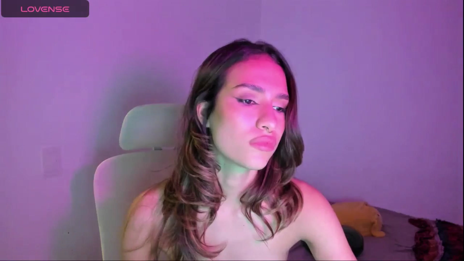 Gallery image thumbnail from Sweetbubble's myfreecams stream on, 11/25/2024, 09:38 image 14 of 20