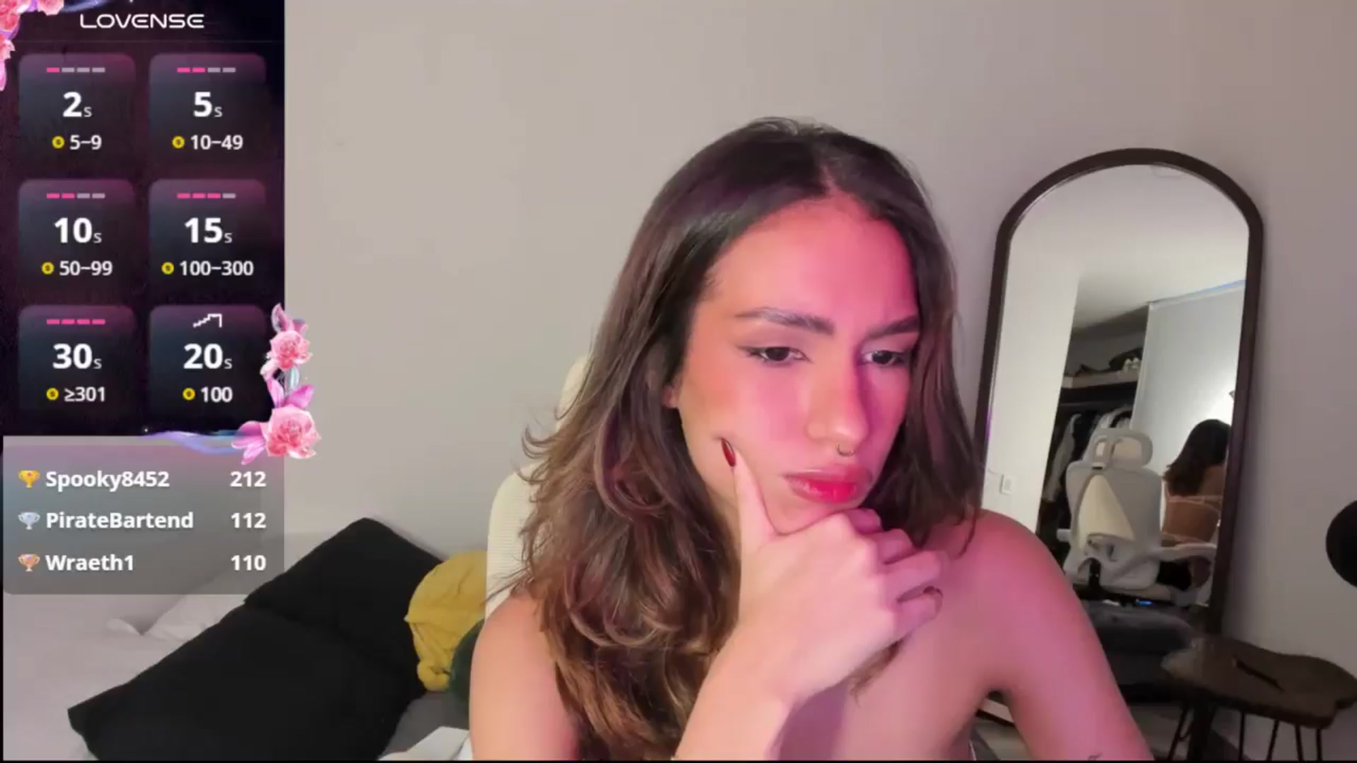 Gallery image thumbnail from Sweetbubble's myfreecams stream on, 12/23/2024, 22:05 image 18 of 20