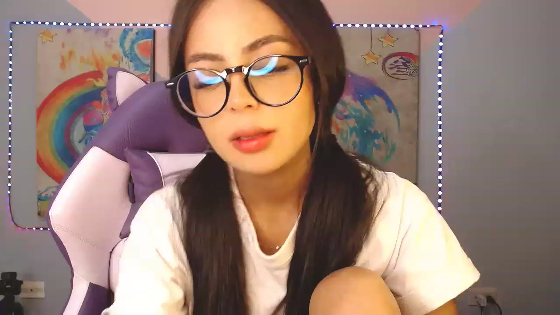 Gallery image thumbnail from Sweetcandy___'s myfreecams stream on, 03/22/2023, 08:33 image 4 of 20