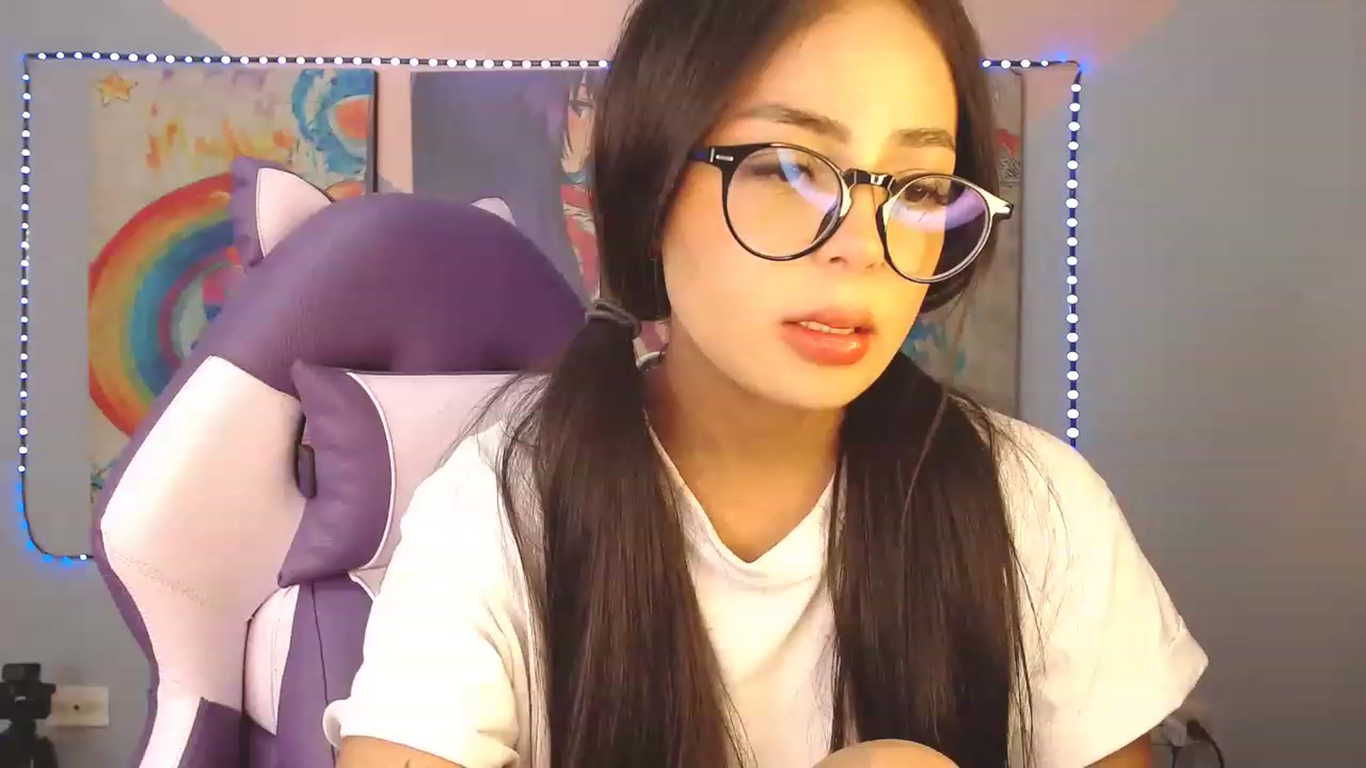 Gallery image thumbnail from Sweetcandy___'s myfreecams stream on, 03/22/2023, 08:33 image 12 of 20