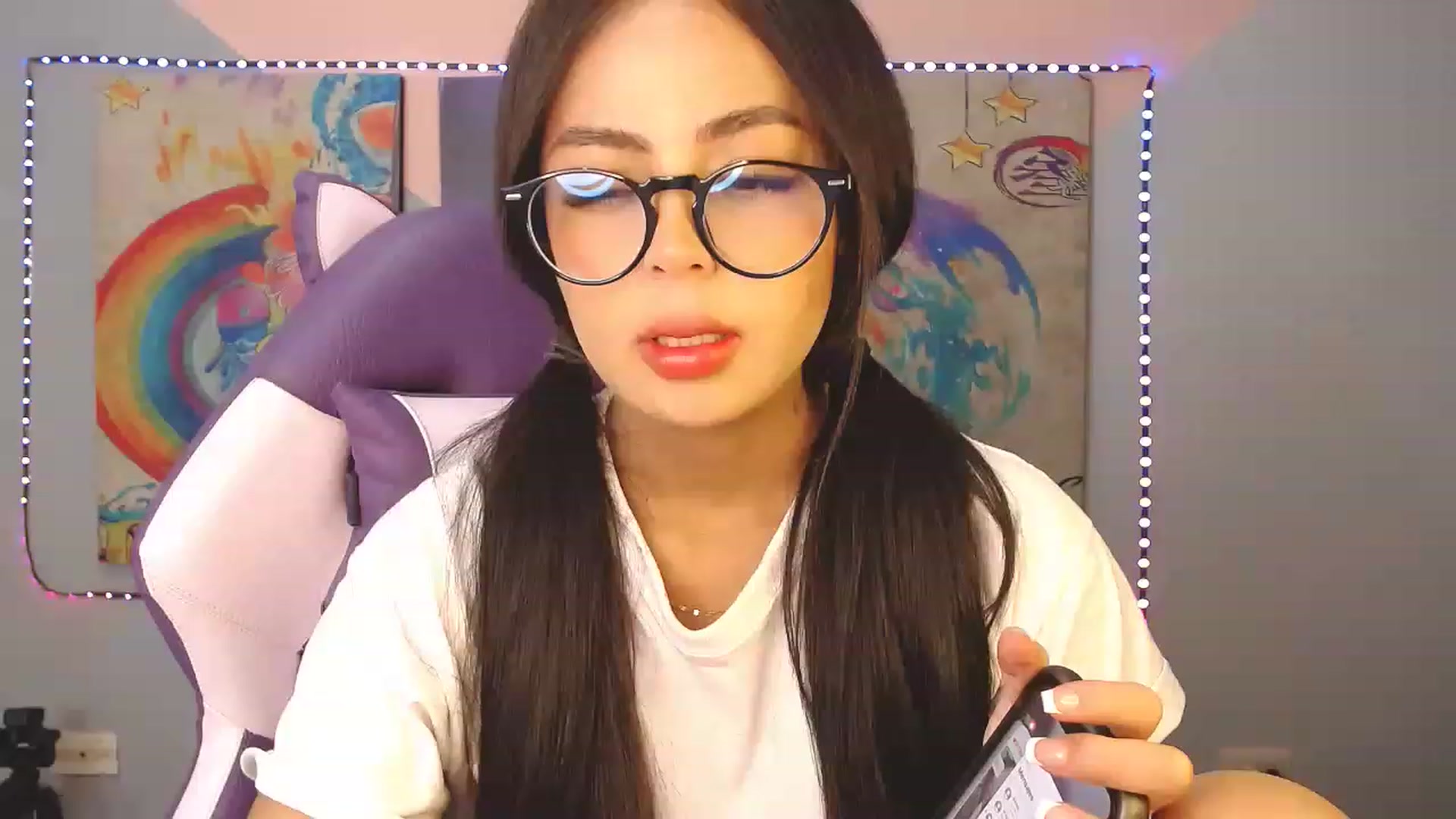 Gallery image thumbnail from Sweetcandy___'s myfreecams stream on, 03/22/2023, 08:33 image 3 of 20