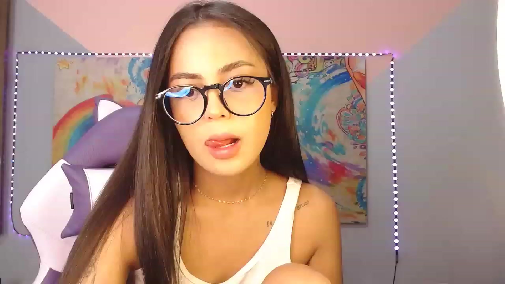 Gallery image thumbnail from Sweetcandy___'s myfreecams stream on, 03/22/2023, 23:39 image 2 of 20