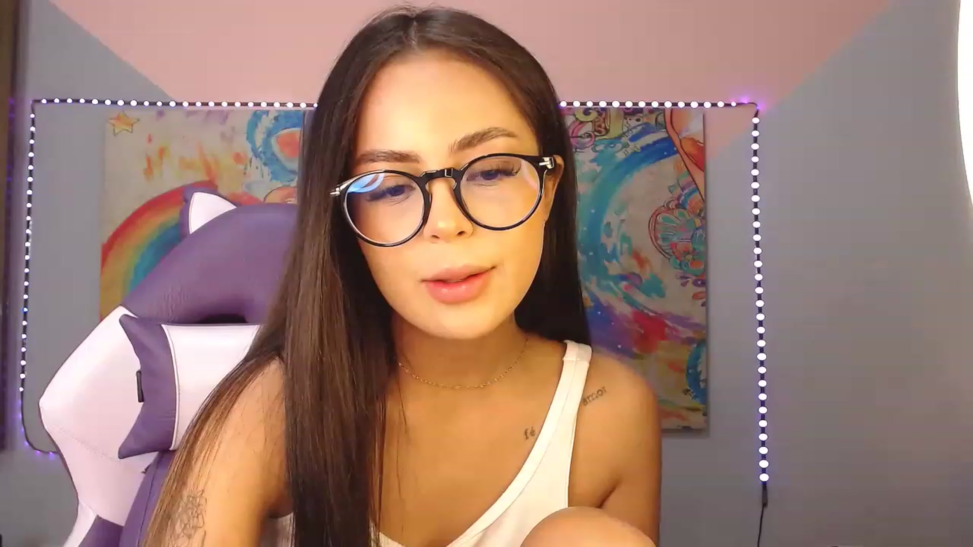 Gallery image thumbnail from Sweetcandy___'s myfreecams stream on, 03/22/2023, 23:39 image 7 of 20