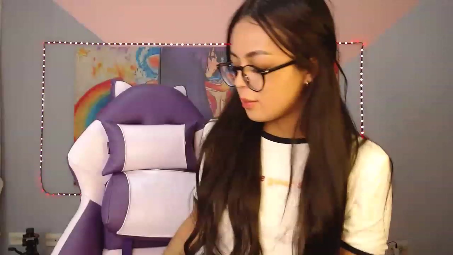 Gallery image thumbnail from Sweetcandy___'s myfreecams stream on, 03/24/2023, 09:33 image 9 of 20